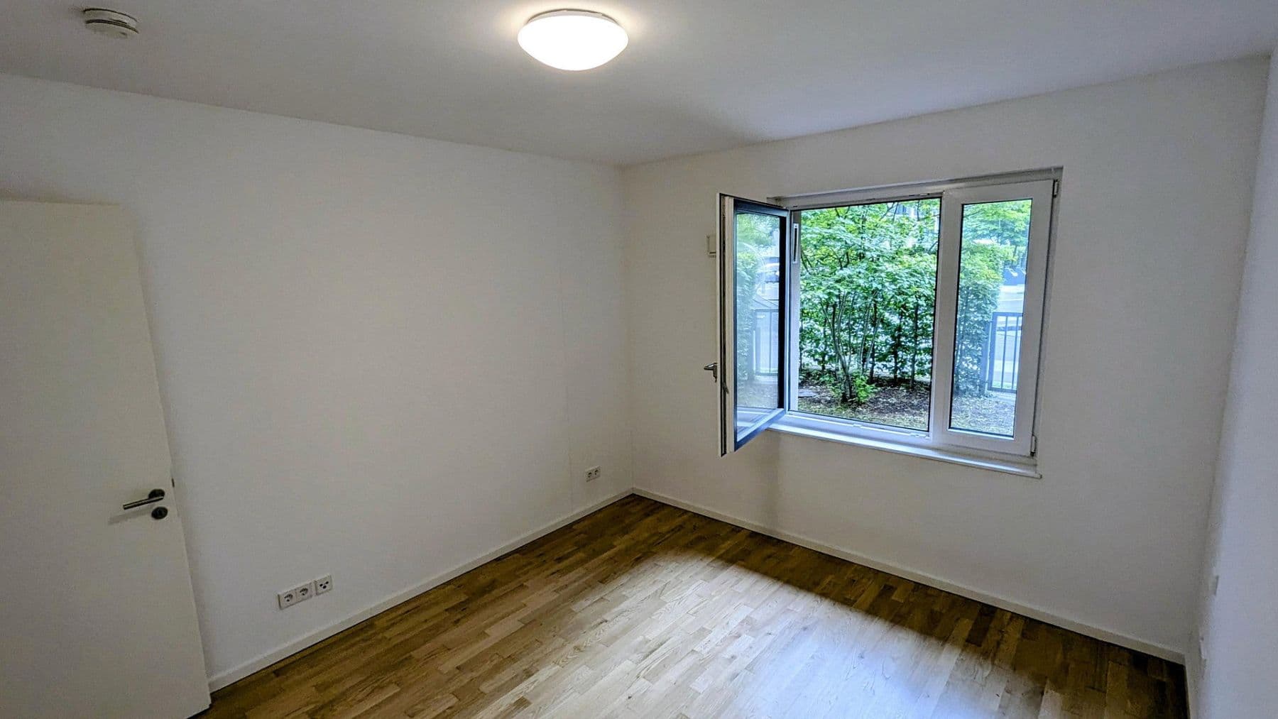 Predaj bytu 2-izbový 60 m², Oktavianstr. 19, Köln Bayenthal, Severné Porýnie - Westfálsko Predaj bytu 2-izbový 60 m², Oktavianstr. 19, Köln Bayenthal, Severné Porýnie - Westfálsko