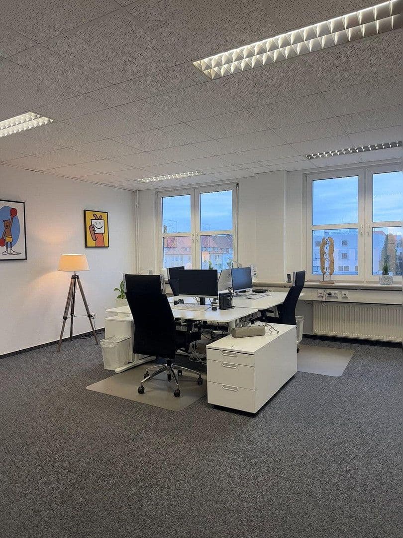 Prenájom kancelárie 263 m², Spichernstraße 11a, Hannover, Dolné Sasko Prenájom kancelárie 263 m², Spichernstraße 11a, Hannover, Dolné Sasko