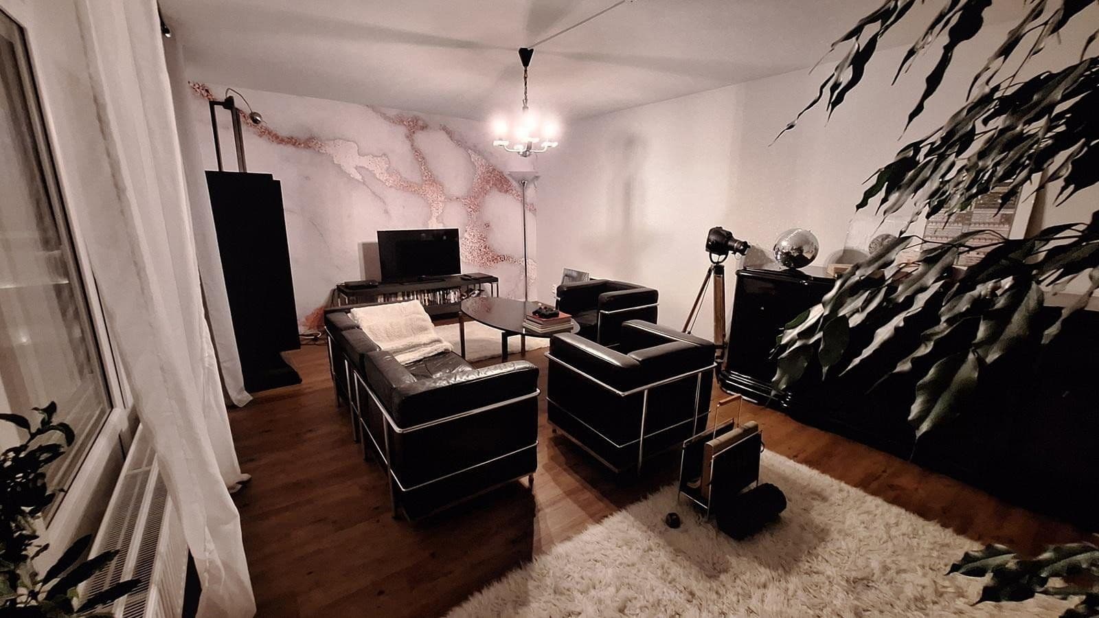 Prenájom bytu 3-izbový 112 m², München, Bavorsko Prenájom bytu 3-izbový 112 m², München, Bavorsko