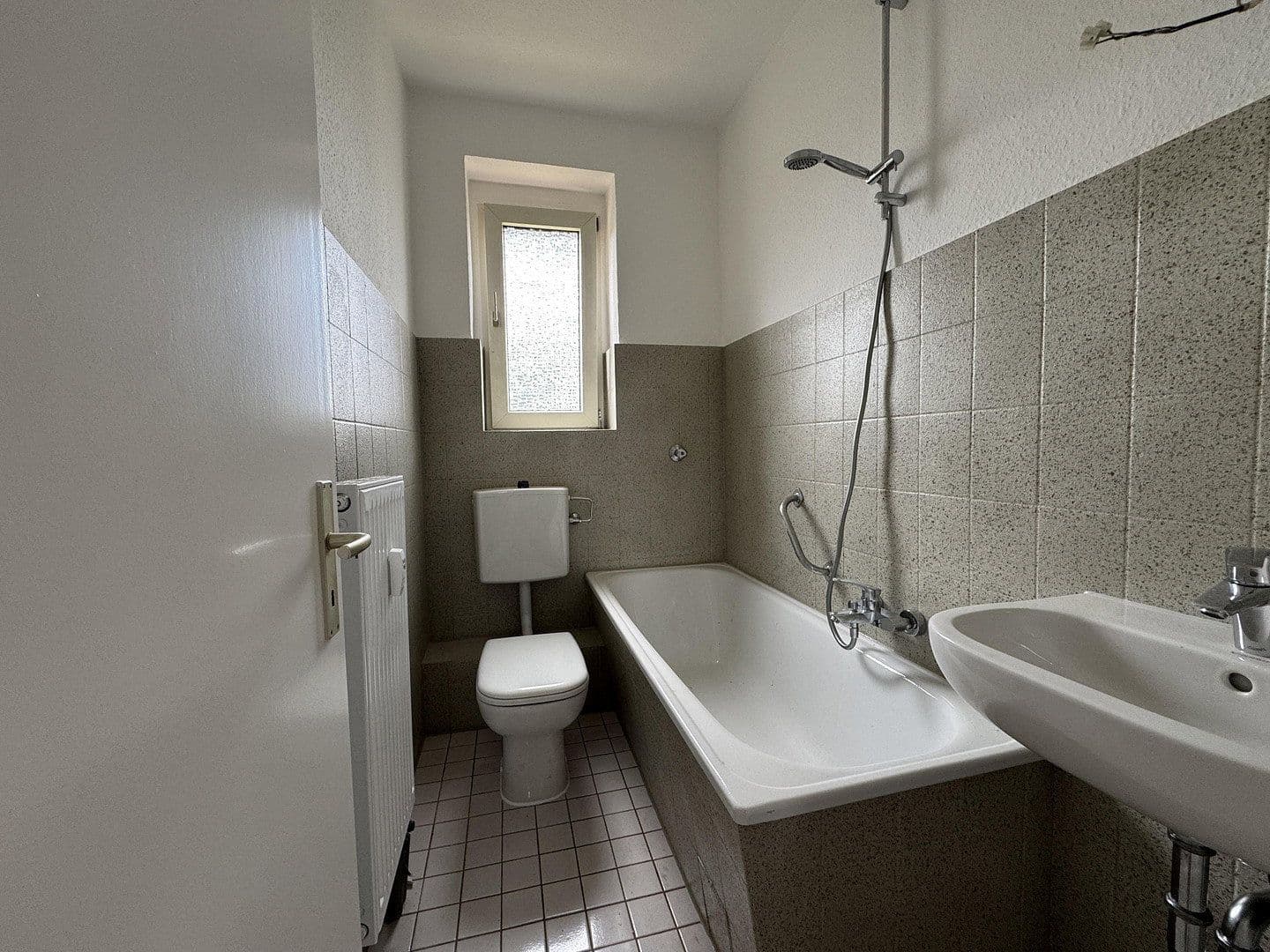 Prenájom bytu 3-izbový 52 m², Uferstraße 26, Castrop-Rauxel, Severné Porýnie - Westfálsko Prenájom bytu 3-izbový 52 m², Uferstraße 26, Castrop-Rauxel, Severné Porýnie - Westfálsko
