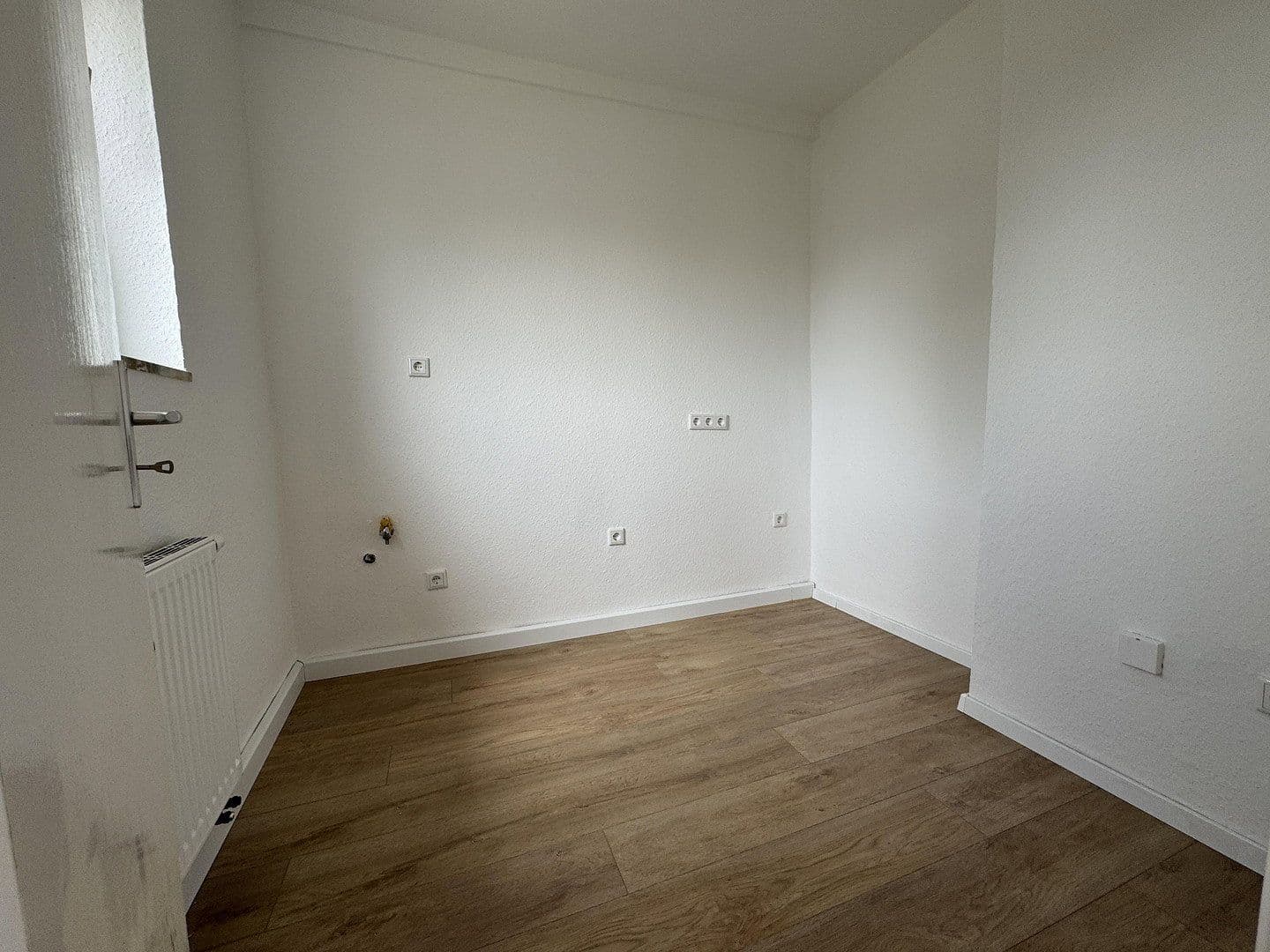 Prenájom bytu 3-izbový 52 m², Uferstraße 26, Castrop-Rauxel, Severné Porýnie - Westfálsko Prenájom bytu 3-izbový 52 m², Uferstraße 26, Castrop-Rauxel, Severné Porýnie - Westfálsko