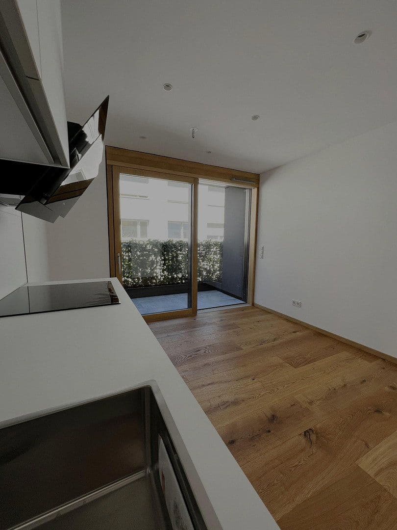 Prenájom bytu 2-izbový 34 m², Lerchenfeldstraße 28, München-Altstadt-Lehel, Bavorsko Prenájom bytu 2-izbový 34 m², Lerchenfeldstraße 28, München-Altstadt-Lehel, Bavorsko