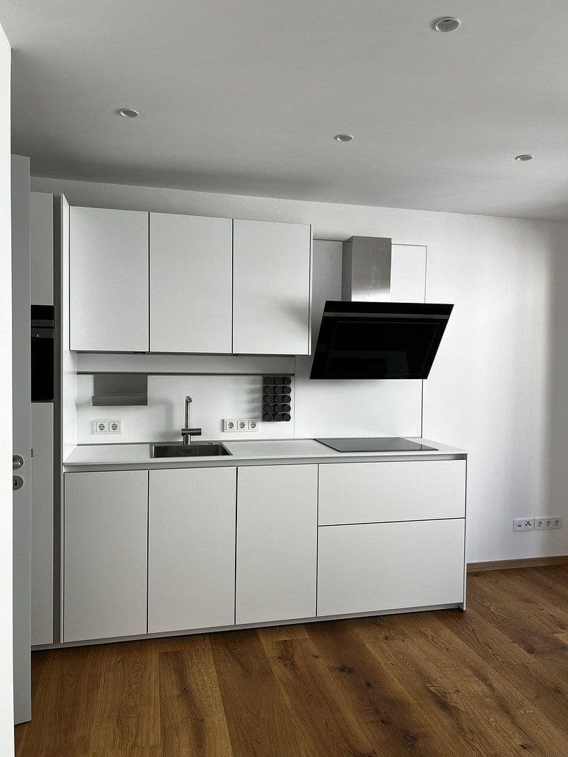 Prenájom bytu 2-izbový 34 m², Lerchenfeldstraße 28, München-Altstadt-Lehel, Bavorsko Prenájom bytu 2-izbový 34 m², Lerchenfeldstraße 28, München-Altstadt-Lehel, Bavorsko