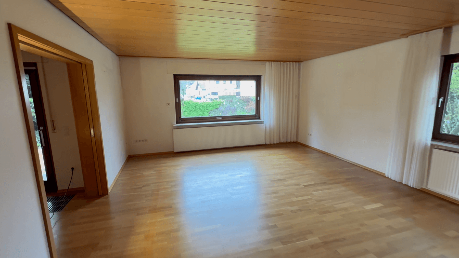 Predaj domu 224 m², pozemok 399 m², Mühlacker, Bádensko-Wurttembersko Predaj domu 224 m², pozemok 399 m², Mühlacker, Bádensko-Wurttembersko
