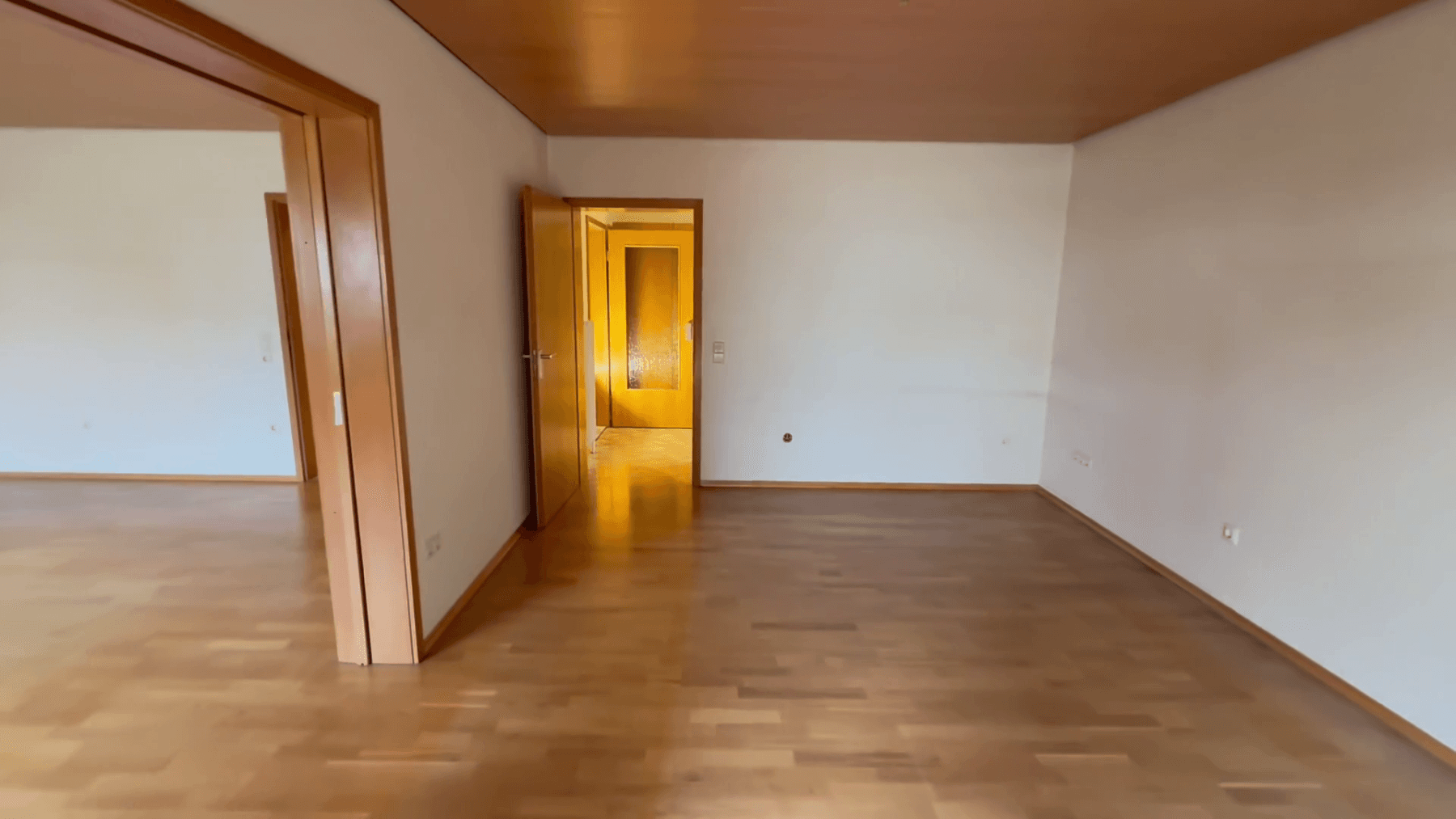 Predaj domu 224 m², pozemok 399 m², Mühlacker, Bádensko-Wurttembersko Predaj domu 224 m², pozemok 399 m², Mühlacker, Bádensko-Wurttembersko