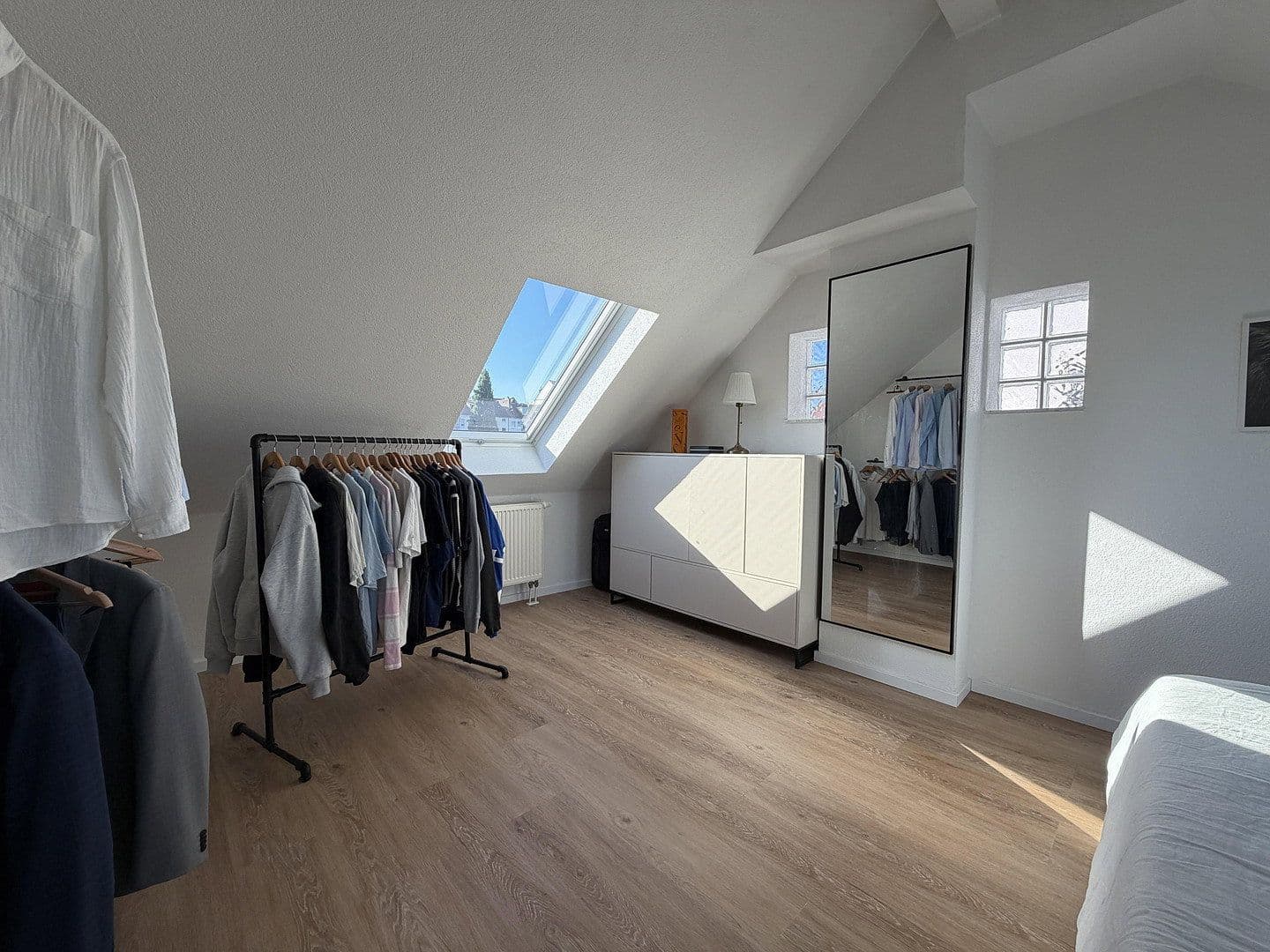 Prenájom bytu 2-izbový 66 m², Bruchsal, Bádensko-Wurttembersko Prenájom bytu 2-izbový 66 m², Bruchsal, Bádensko-Wurttembersko