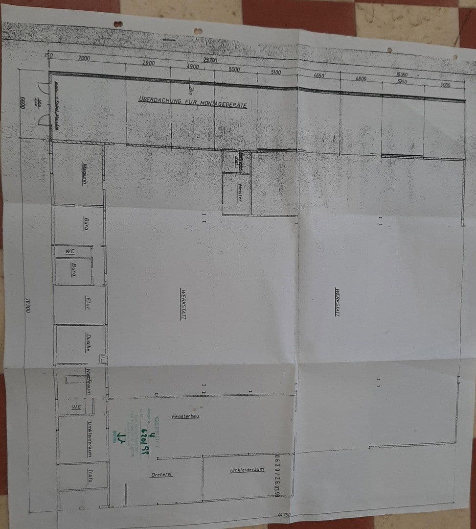 Predaj nebytového priestoru 4.750 m², Lübeck, Šlezvicko-Holštajnsko Predaj nebytového priestoru 4.750 m², Lübeck, Šlezvicko-Holštajnsko