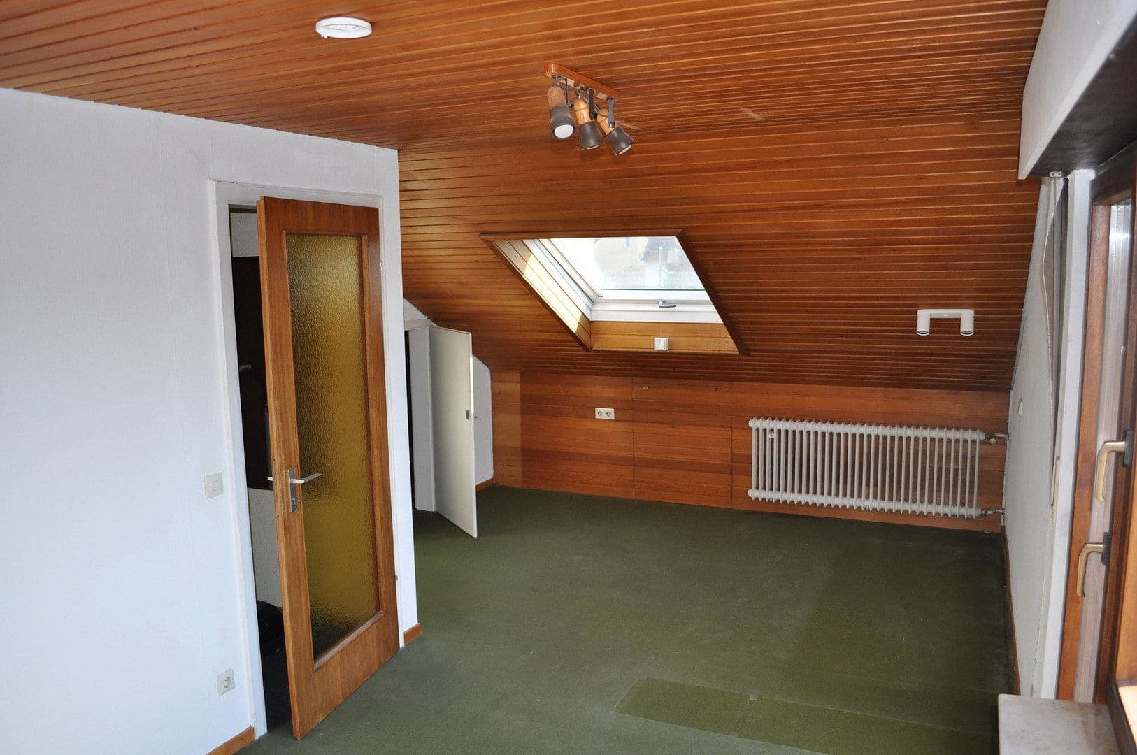 Predaj domu 146 m², pozemok 220 m², Jägerweg 9, Ostfildern, Bádensko-Wurttembersko Predaj domu 146 m², pozemok 220 m², Jägerweg 9, Ostfildern, Bádensko-Wurttembersko