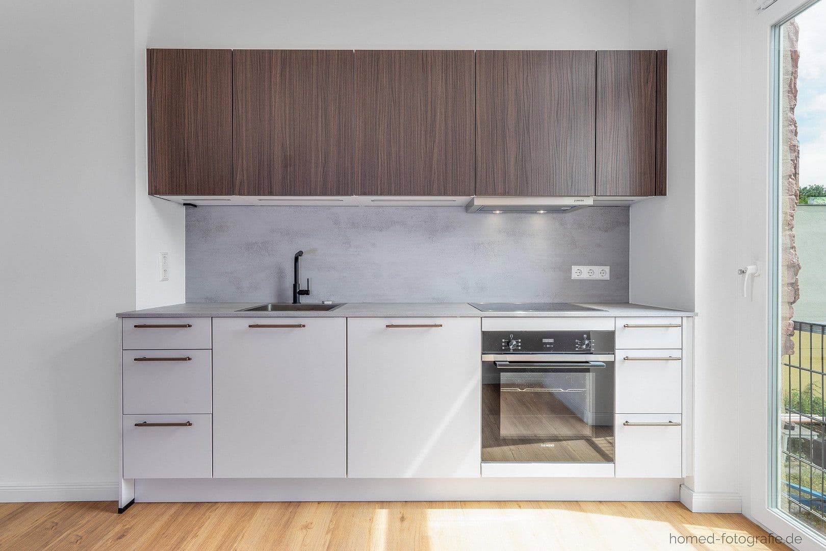 Prenájom bytu 3-izbový 90 m², Müggelheimer Straße 20, Berlin, Berlín Prenájom bytu 3-izbový 90 m², Müggelheimer Straße 20, Berlin, Berlín