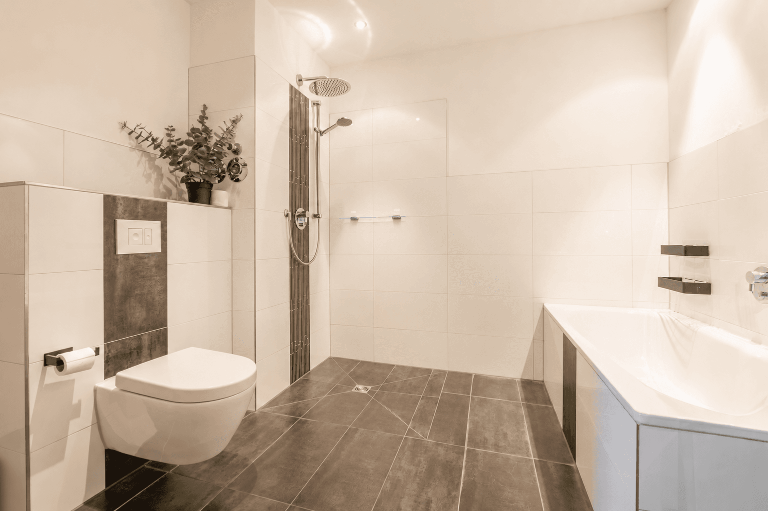 Predaj bytu 3-izbový 95 m², Bremen, Brémy Predaj bytu 3-izbový 95 m², Bremen, Brémy