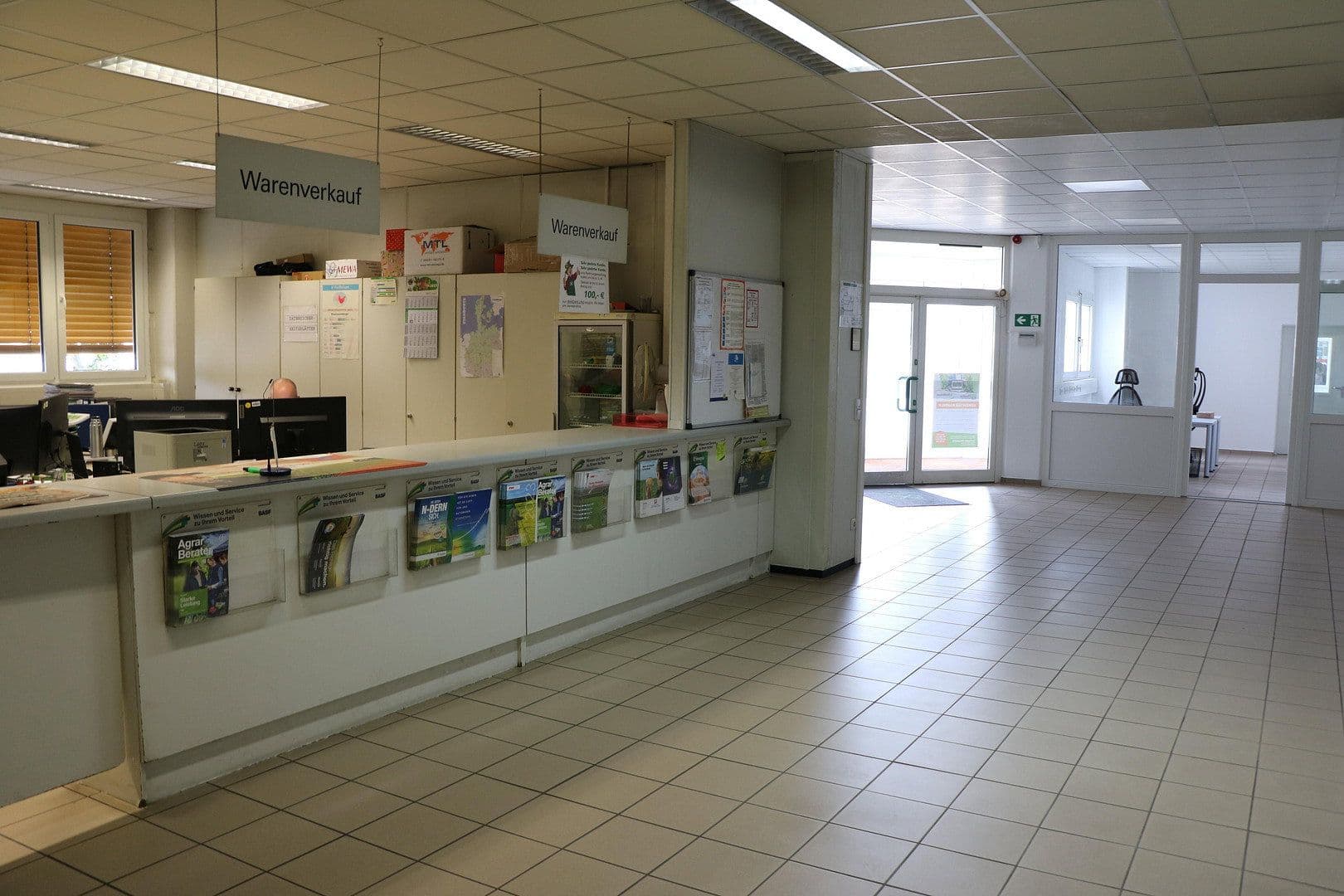 Predaj nebytového priestoru 27.334 m², Raiffeisenstraße 30, Friedberg (Hessen), Hesensko Predaj nebytového priestoru 27.334 m², Raiffeisenstraße 30, Friedberg (Hessen), Hesensko