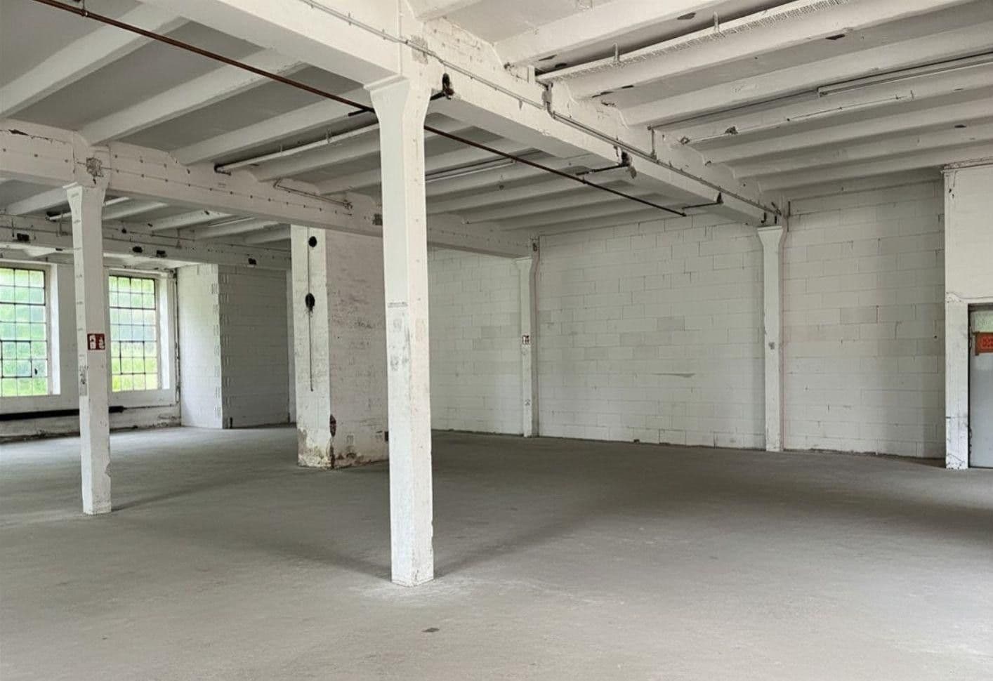 Prenájom nebytového priestoru 5.200 m², Düsseldorfer Str. 102, Haan, Severné Porýnie - Westfálsko Prenájom nebytového priestoru 5.200 m², Düsseldorfer Str. 102, Haan, Severné Porýnie - Westfálsko