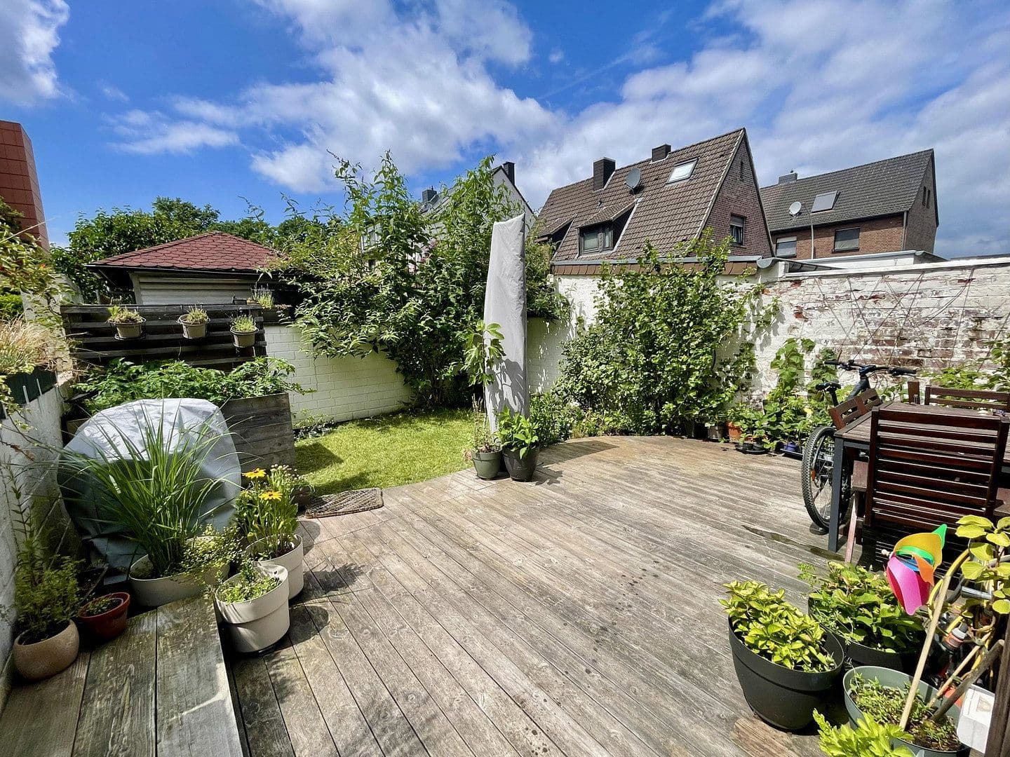 Predaj domu 120 m², pozemok 128 m², Frechen, Severné Porýnie - Westfálsko Predaj domu 120 m², pozemok 128 m², Frechen, Severné Porýnie - Westfálsko