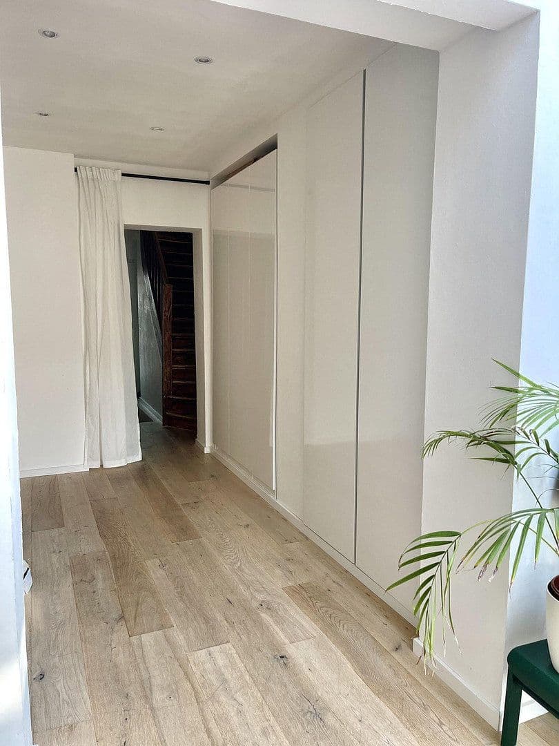 Predaj domu 120 m², pozemok 128 m², Frechen, Severné Porýnie - Westfálsko Predaj domu 120 m², pozemok 128 m², Frechen, Severné Porýnie - Westfálsko