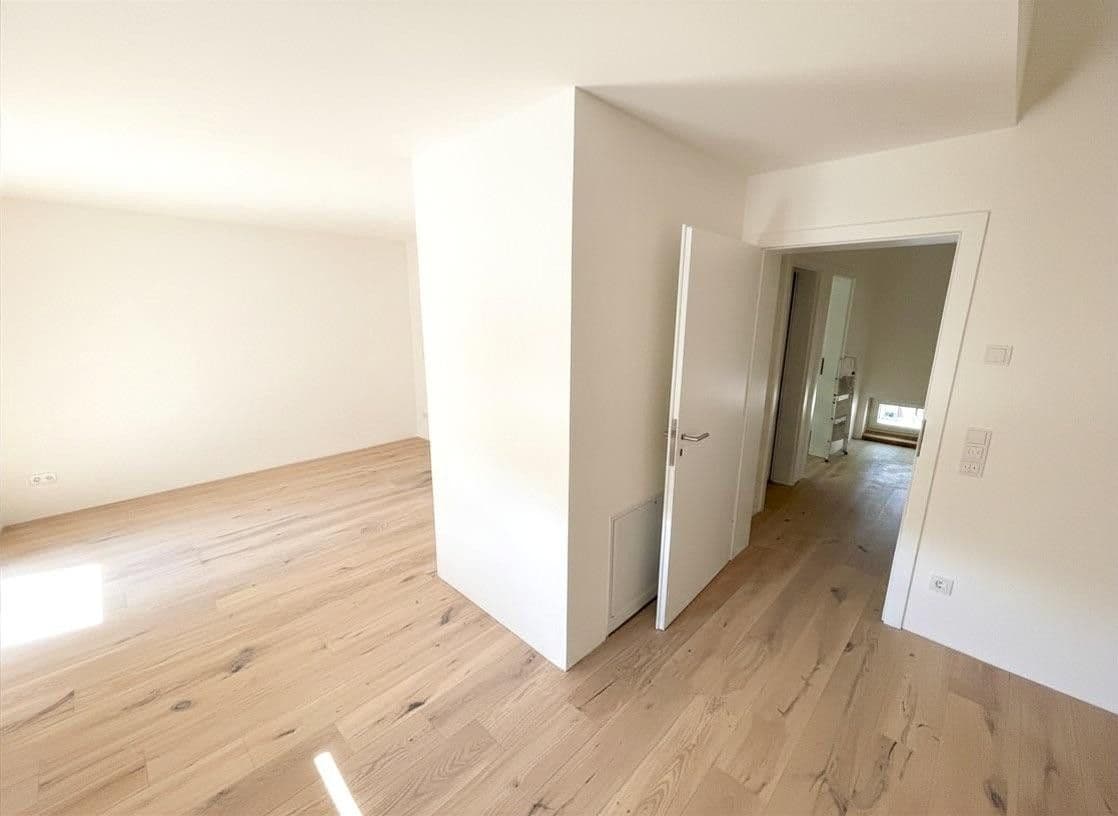 Predaj domu 120 m², pozemok 128 m², Frechen, Severné Porýnie - Westfálsko Predaj domu 120 m², pozemok 128 m², Frechen, Severné Porýnie - Westfálsko