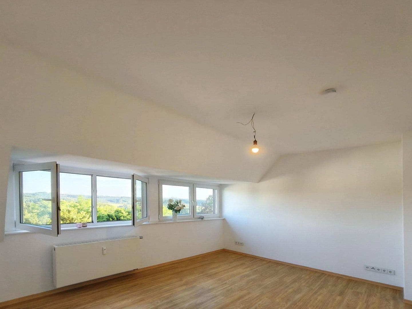 Prenájom bytu 2-izbový 70 m², Parkstraße 131, Lüdenscheid, Severné Porýnie - Westfálsko Prenájom bytu 2-izbový 70 m², Parkstraße 131, Lüdenscheid, Severné Porýnie - Westfálsko