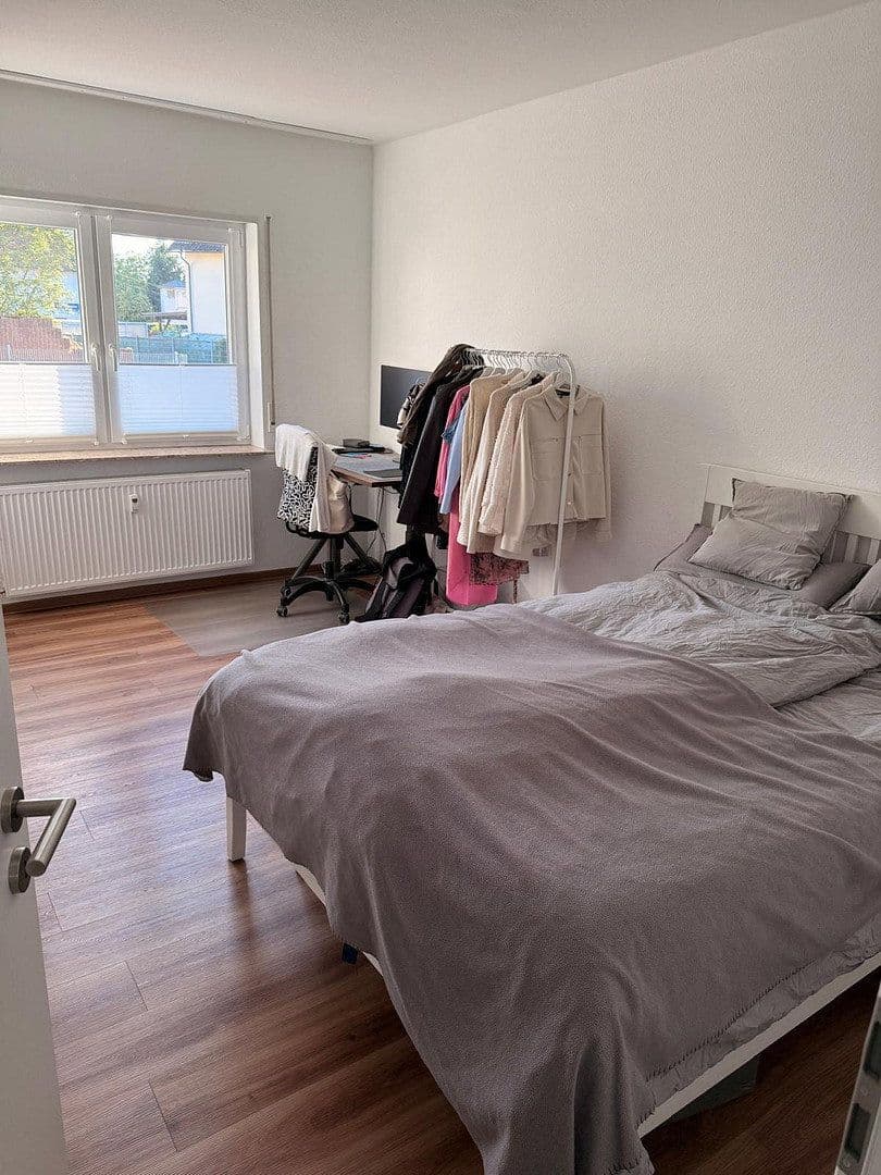 Prenájom bytu 2-izbový 73 m², Mühlhausenerstr. 30, Östringen, Bádensko-Wurttembersko Prenájom bytu 2-izbový 73 m², Mühlhausenerstr. 30, Östringen, Bádensko-Wurttembersko