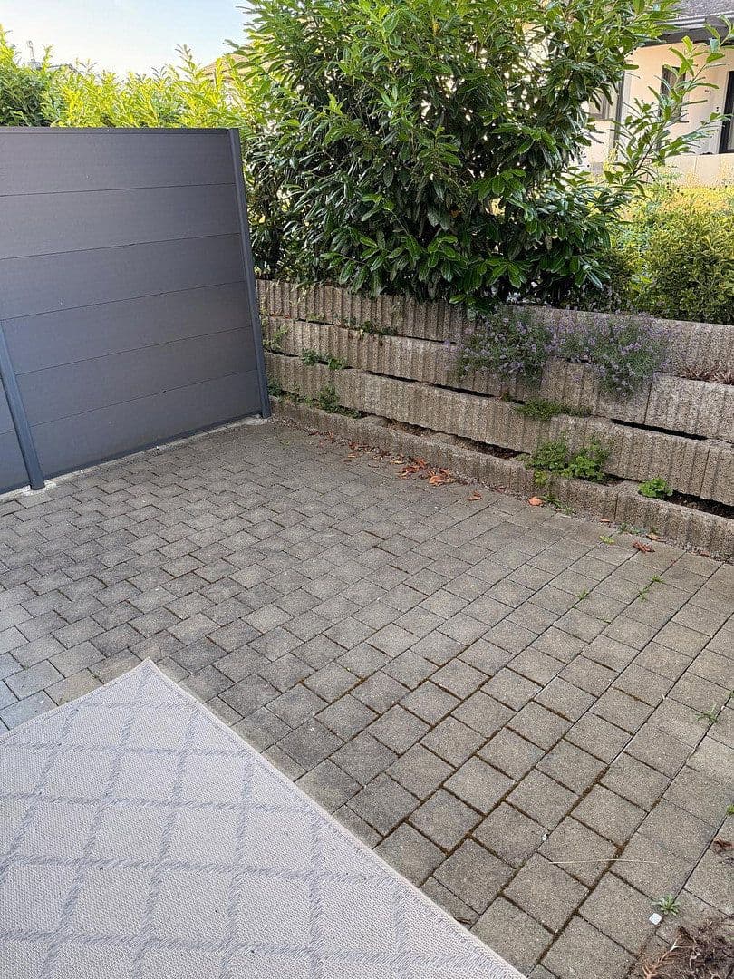 Prenájom bytu 2-izbový 73 m², Mühlhausenerstr. 30, Östringen, Bádensko-Wurttembersko Prenájom bytu 2-izbový 73 m², Mühlhausenerstr. 30, Östringen, Bádensko-Wurttembersko
