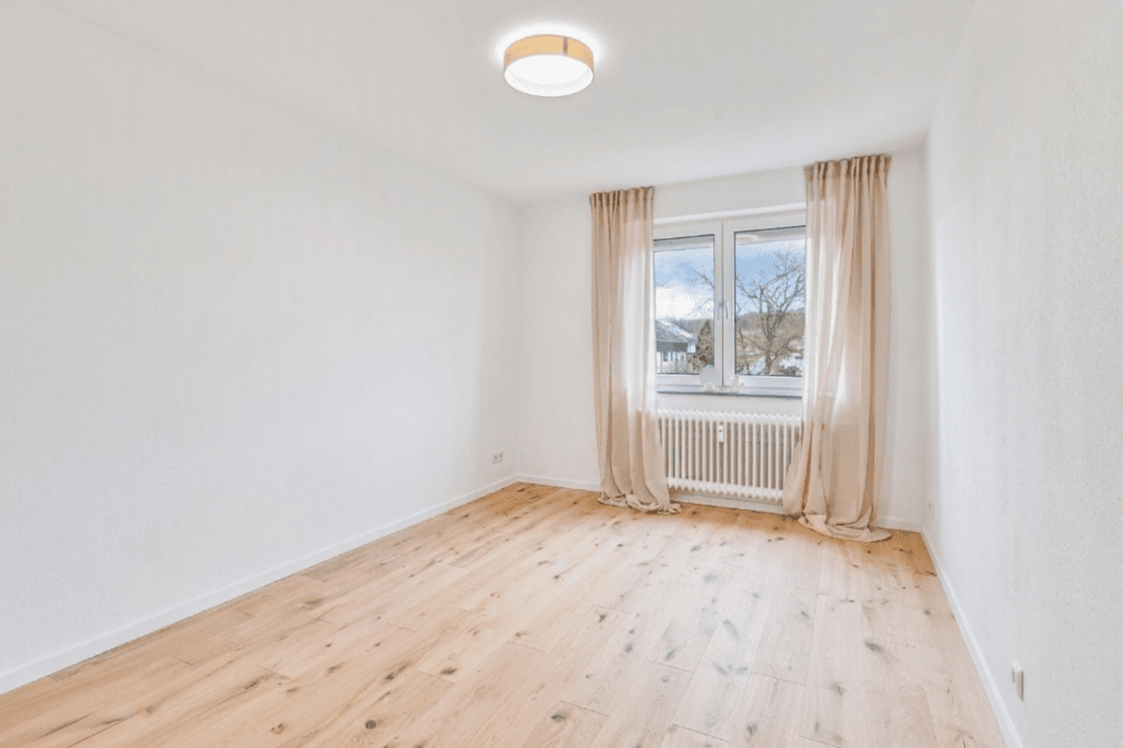 Predaj bytu 3-izbový 86 m², Leonberg, Bádensko-Wurttembersko Predaj bytu 3-izbový 86 m², Leonberg, Bádensko-Wurttembersko