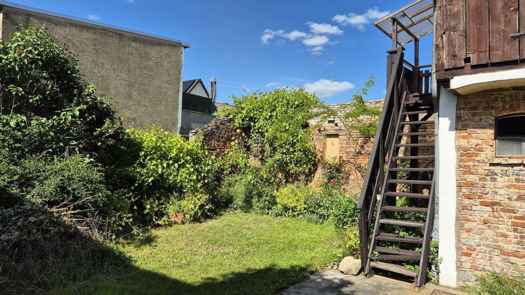 Predaj domu 234 m², pozemok 2.059 m², Butzbach, Hesensko Predaj domu 234 m², pozemok 2.059 m², Butzbach, Hesensko