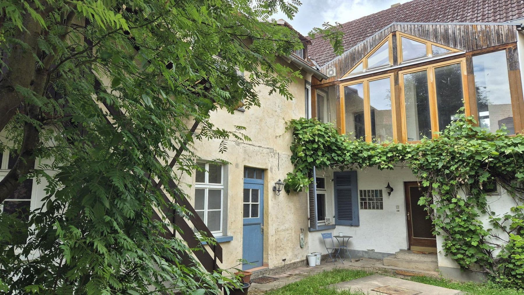Predaj domu 234 m², pozemok 2.059 m², Butzbach, Hesensko Predaj domu 234 m², pozemok 2.059 m², Butzbach, Hesensko