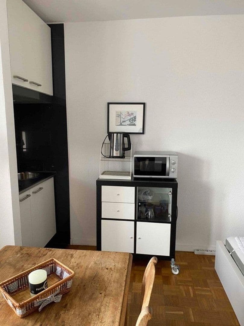 Prenájom bytu 1-izbový 40 m², Waisenhausgasse 7, Köln, Severné Porýnie - Westfálsko Prenájom bytu 1-izbový 40 m², Waisenhausgasse 7, Köln, Severné Porýnie - Westfálsko