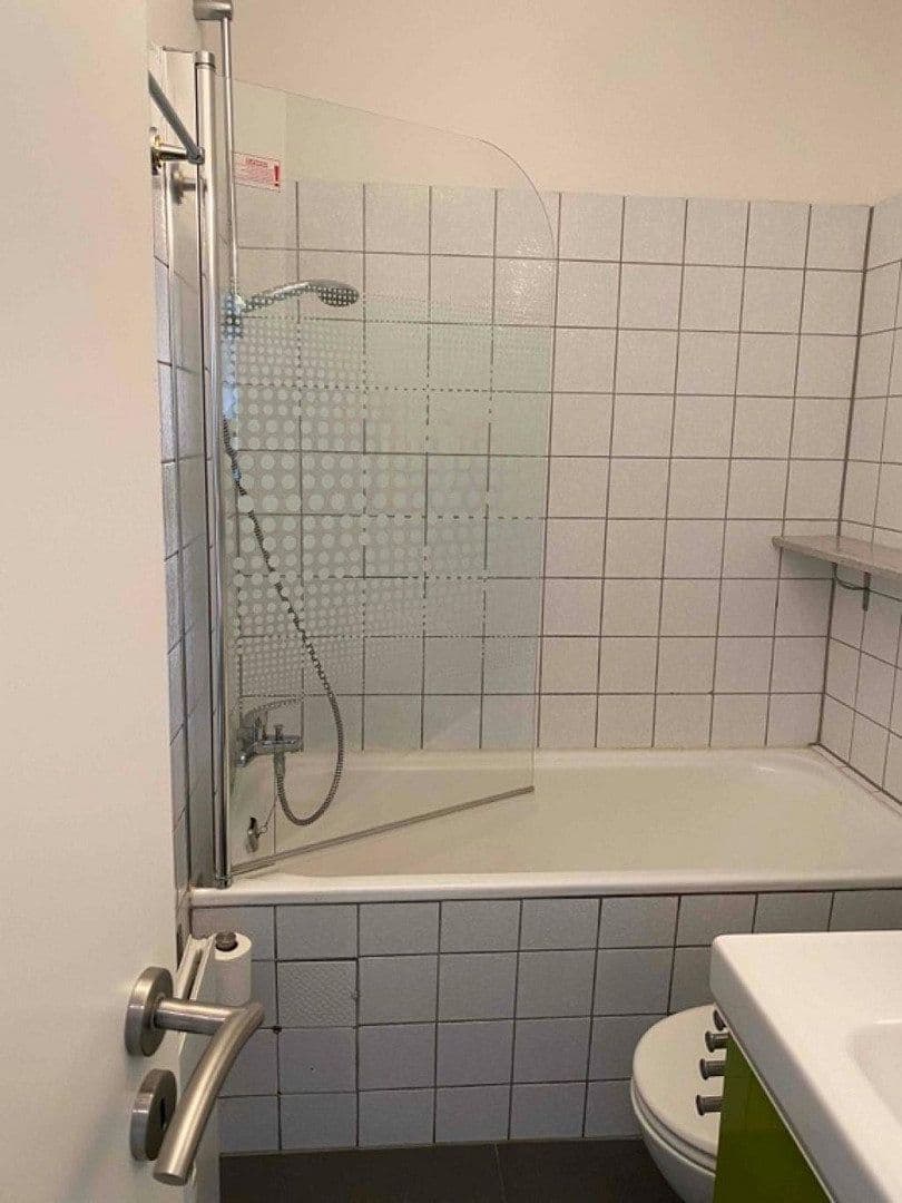 Prenájom bytu 1-izbový 40 m², Waisenhausgasse 7, Köln, Severné Porýnie - Westfálsko Prenájom bytu 1-izbový 40 m², Waisenhausgasse 7, Köln, Severné Porýnie - Westfálsko