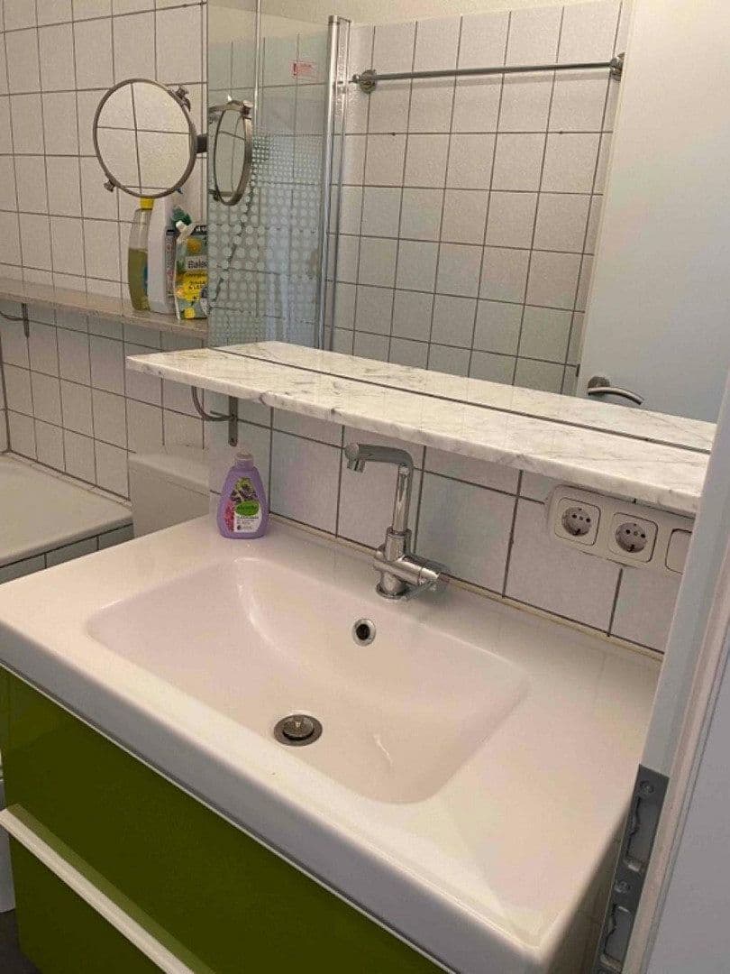 Prenájom bytu 1-izbový 40 m², Waisenhausgasse 7, Köln, Severné Porýnie - Westfálsko Prenájom bytu 1-izbový 40 m², Waisenhausgasse 7, Köln, Severné Porýnie - Westfálsko