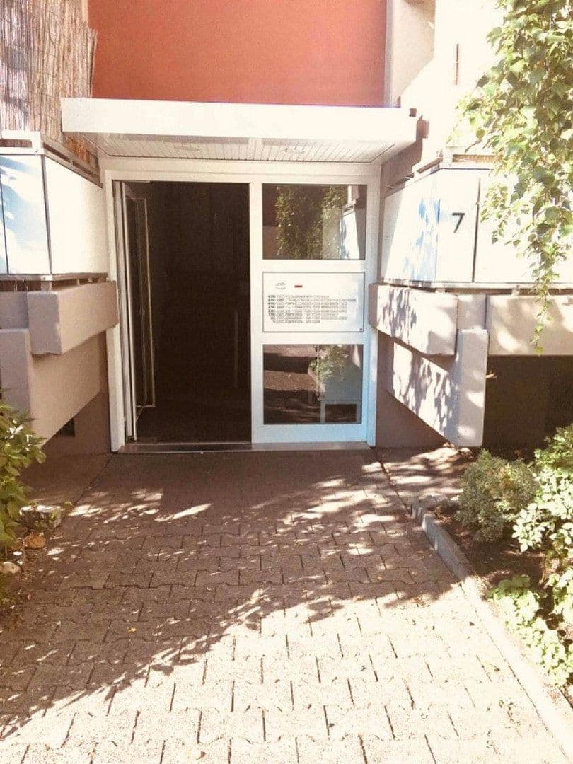 Prenájom bytu 1-izbový 40 m², Waisenhausgasse 7, Köln, Severné Porýnie - Westfálsko Prenájom bytu 1-izbový 40 m², Waisenhausgasse 7, Köln, Severné Porýnie - Westfálsko