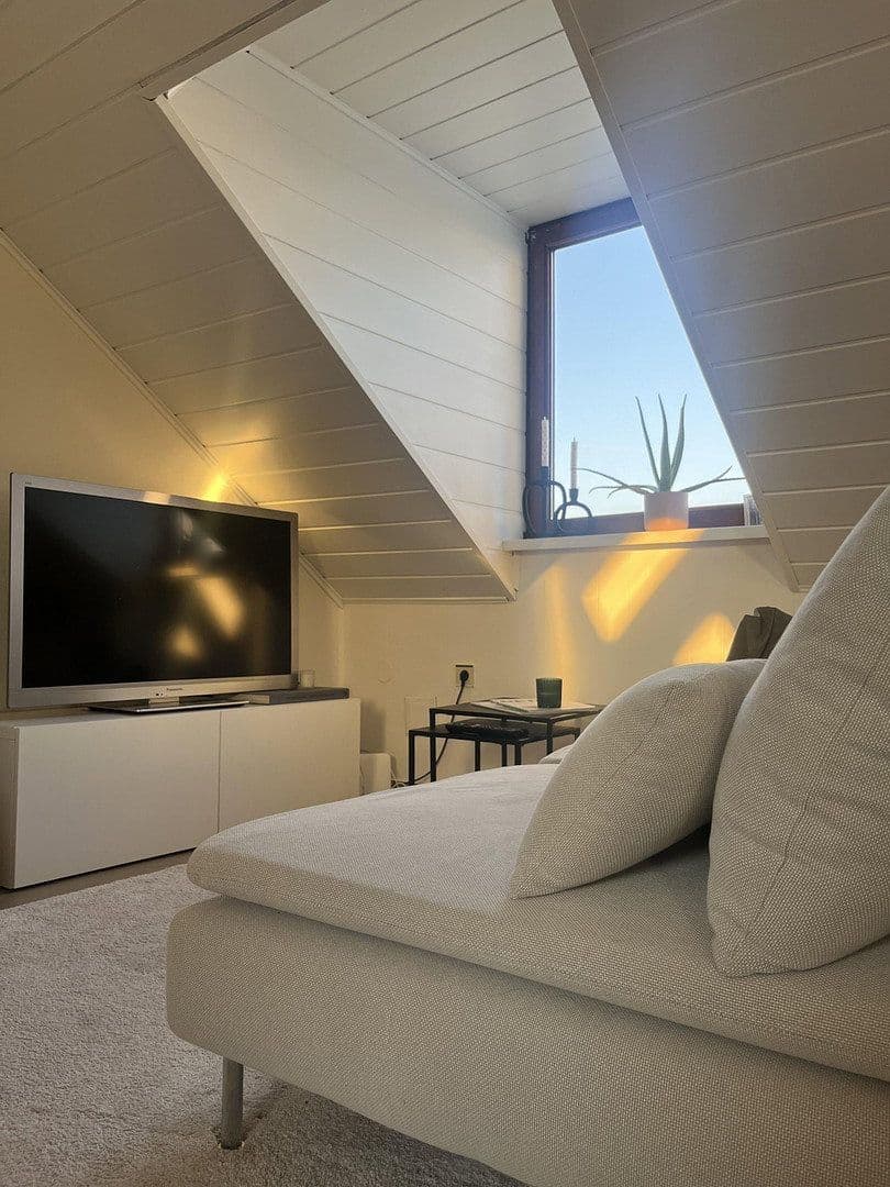 Prenájom bytu 1-izbový 30 m², Friedrichsstraße 19, Kassel, Hesensko Prenájom bytu 1-izbový 30 m², Friedrichsstraße 19, Kassel, Hesensko