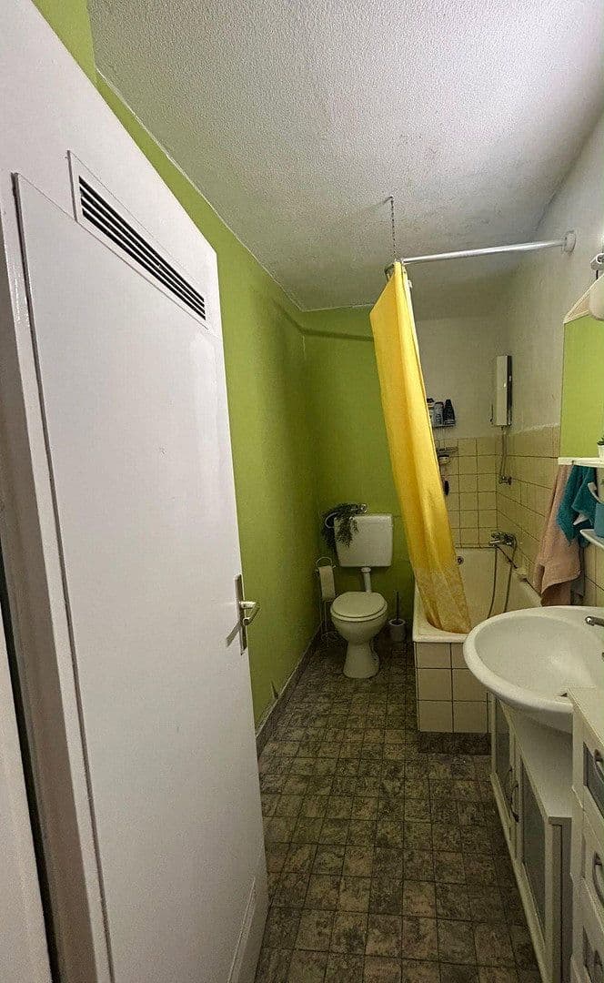 Prenájom bytu 3-izbový 66 m², Parallelstraße 49, Oberhausen, Severné Porýnie - Westfálsko Prenájom bytu 3-izbový 66 m², Parallelstraße 49, Oberhausen, Severné Porýnie - Westfálsko