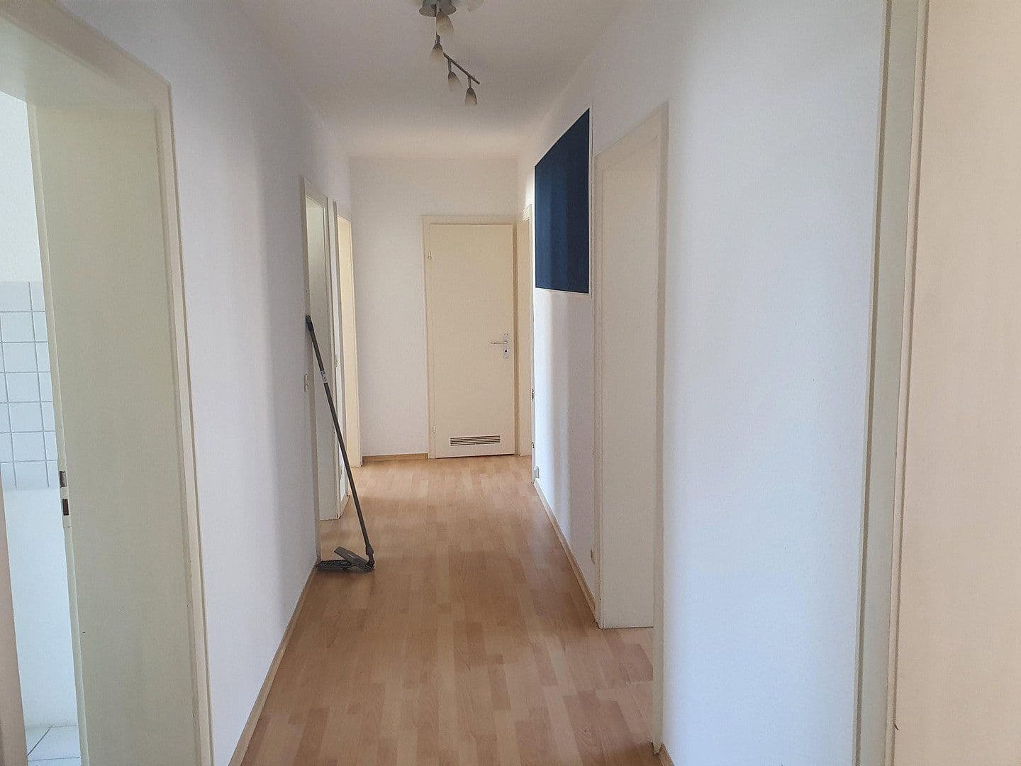 Prenájom bytu 4-izbový 92 m², Lütticher Str. 16, Aachen, Severné Porýnie - Westfálsko Prenájom bytu 4-izbový 92 m², Lütticher Str. 16, Aachen, Severné Porýnie - Westfálsko