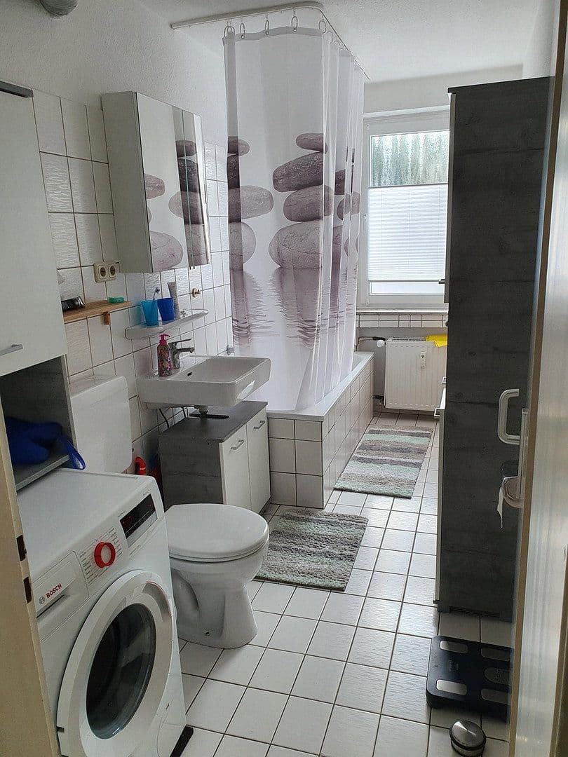 Prenájom bytu 4-izbový 92 m², Lütticher Str. 16, Aachen, Severné Porýnie - Westfálsko Prenájom bytu 4-izbový 92 m², Lütticher Str. 16, Aachen, Severné Porýnie - Westfálsko