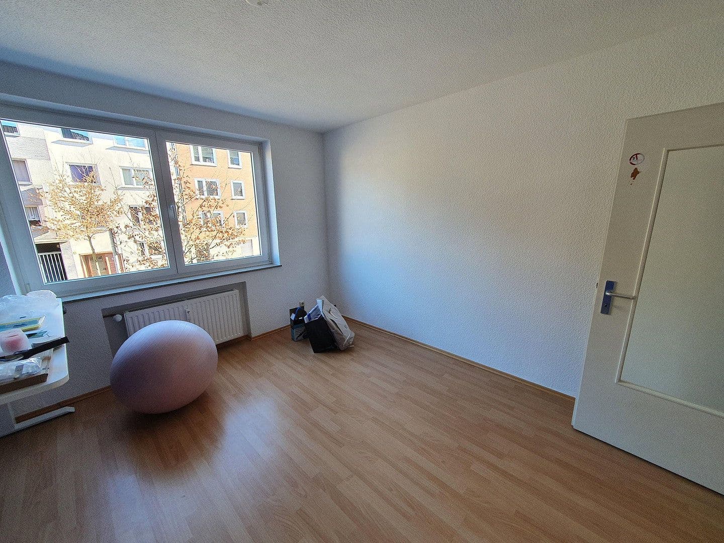Prenájom bytu 4-izbový 92 m², Lütticher Str. 16, Aachen, Severné Porýnie - Westfálsko Prenájom bytu 4-izbový 92 m², Lütticher Str. 16, Aachen, Severné Porýnie - Westfálsko