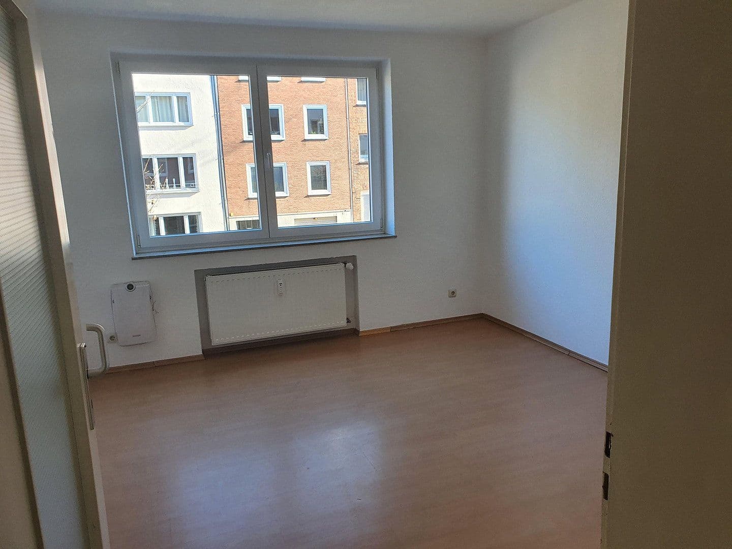 Prenájom bytu 4-izbový 92 m², Lütticher Str. 16, Aachen, Severné Porýnie - Westfálsko Prenájom bytu 4-izbový 92 m², Lütticher Str. 16, Aachen, Severné Porýnie - Westfálsko