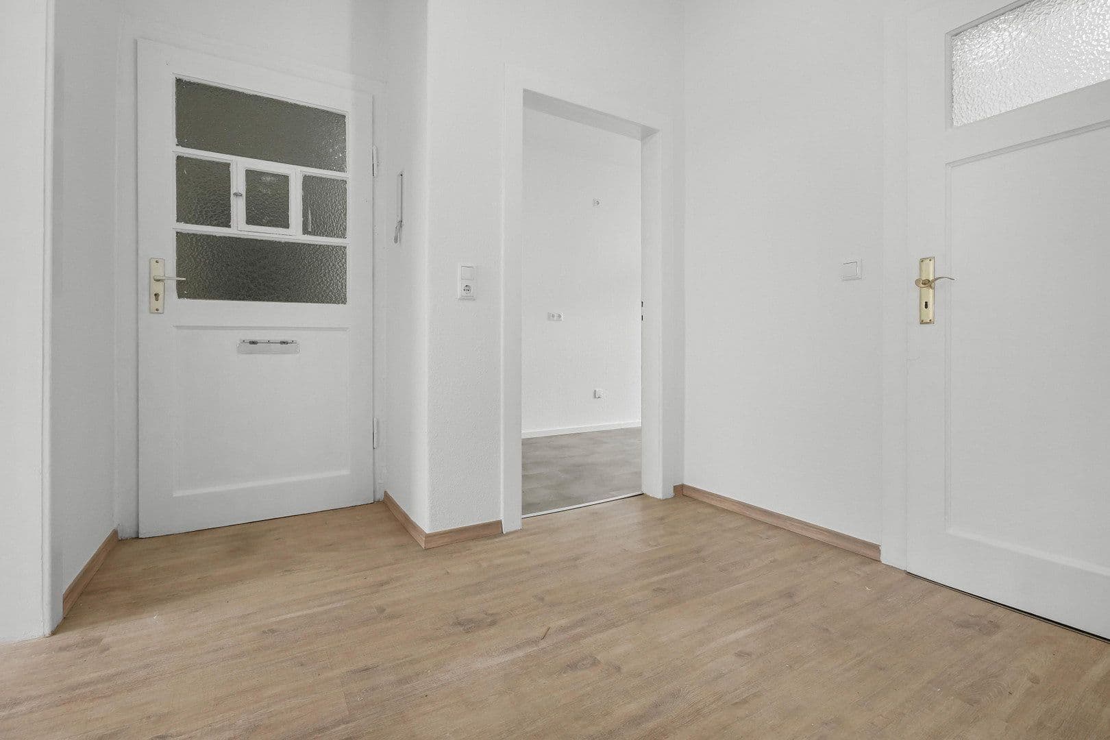 Prenájom bytu 2-izbový 63 m², Waßmannstr. 9, Hannover, Dolné Sasko Prenájom bytu 2-izbový 63 m², Waßmannstr. 9, Hannover, Dolné Sasko