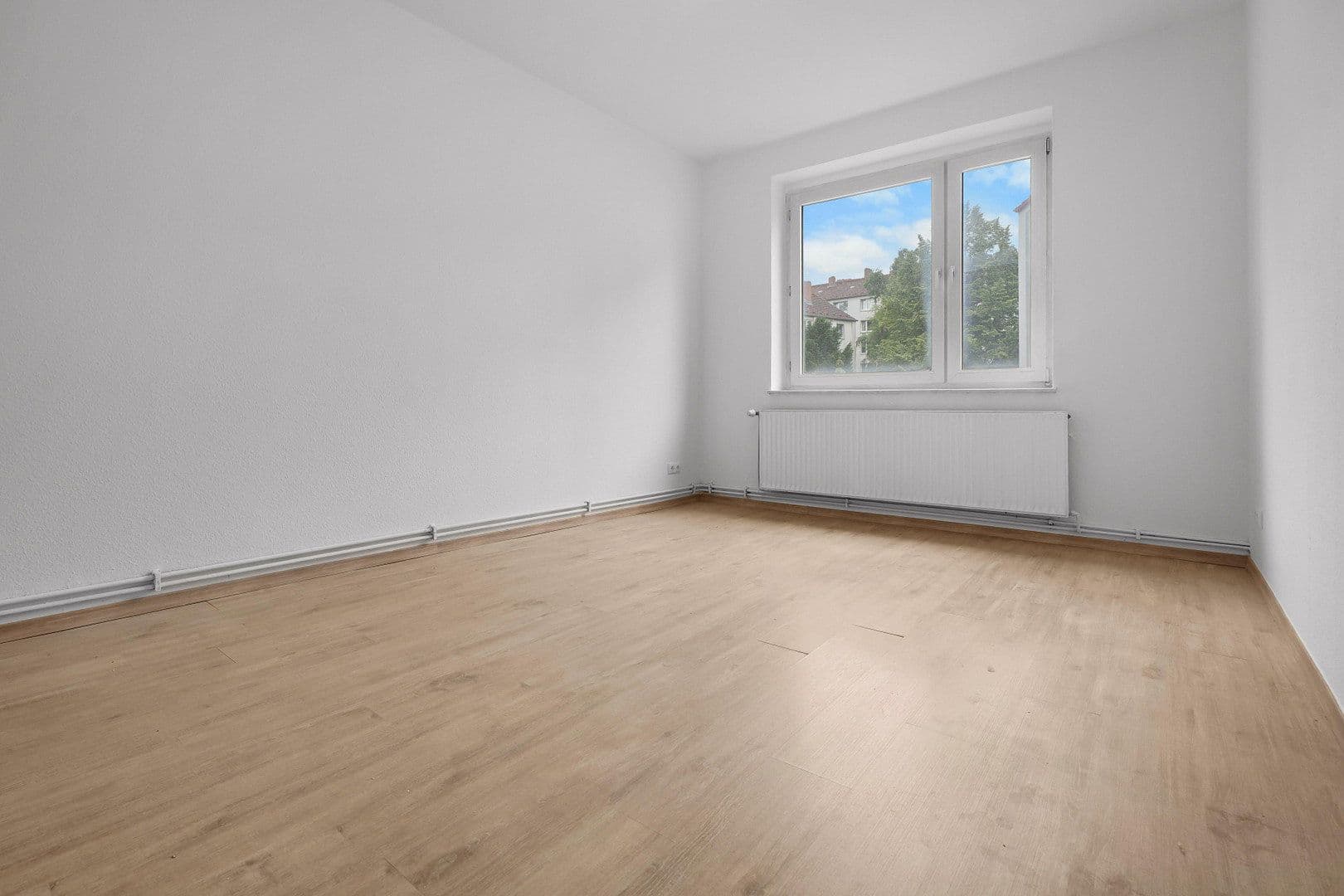Prenájom bytu 2-izbový 63 m², Waßmannstr. 9, Hannover, Dolné Sasko Prenájom bytu 2-izbový 63 m², Waßmannstr. 9, Hannover, Dolné Sasko