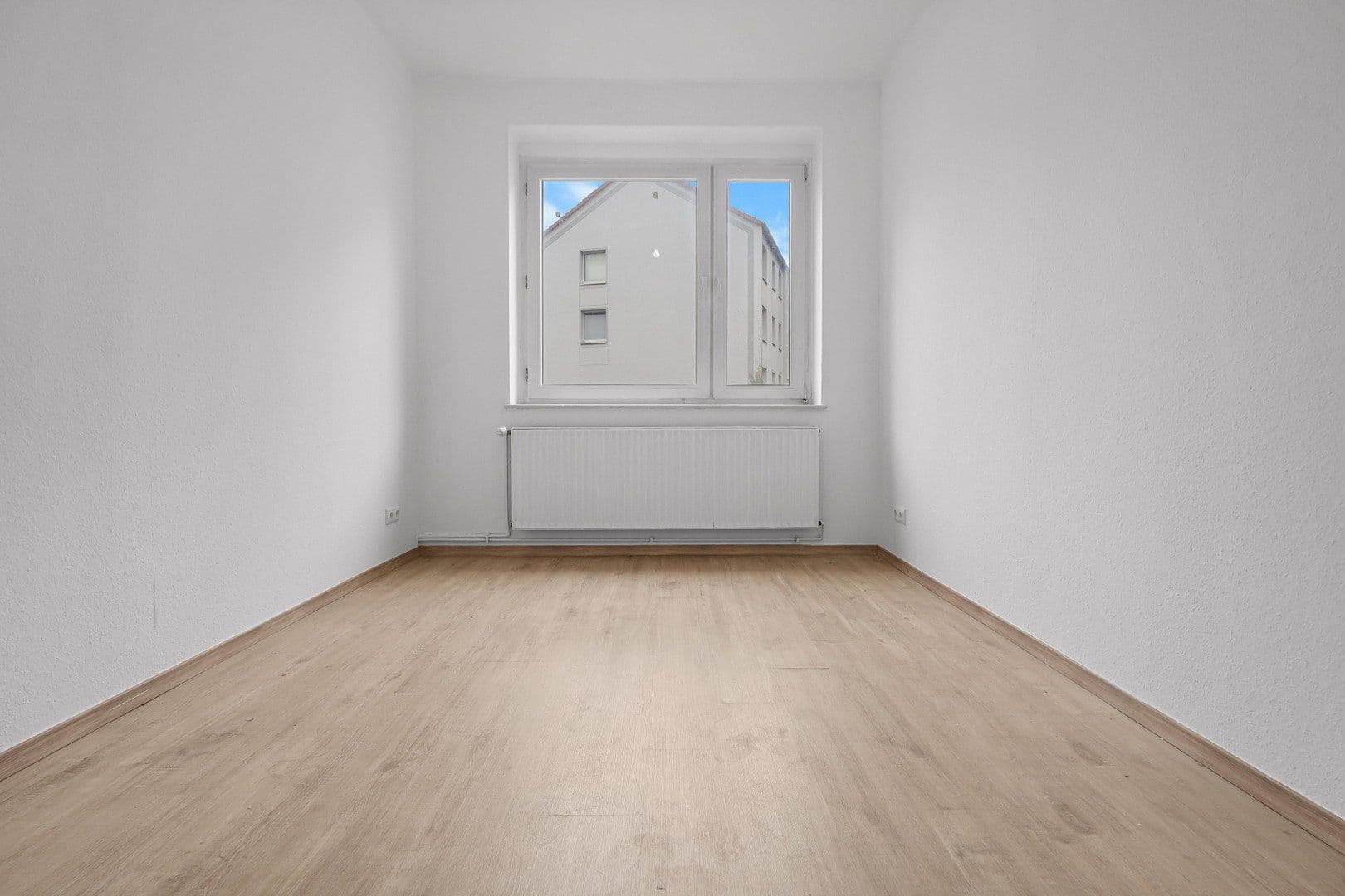 Prenájom bytu 2-izbový 63 m², Waßmannstr. 9, Hannover, Dolné Sasko Prenájom bytu 2-izbový 63 m², Waßmannstr. 9, Hannover, Dolné Sasko