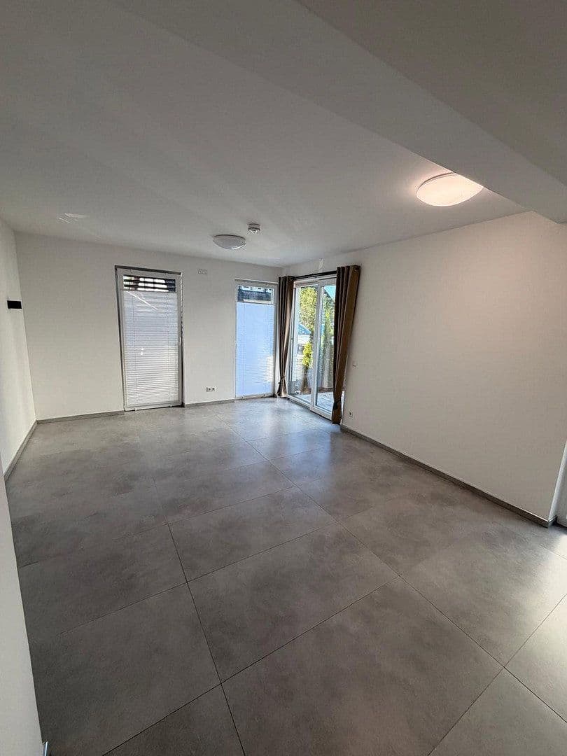 Prenájom bytu 3-izbový 70 m², Drolshagen, Severné Porýnie - Westfálsko Prenájom bytu 3-izbový 70 m², Drolshagen, Severné Porýnie - Westfálsko