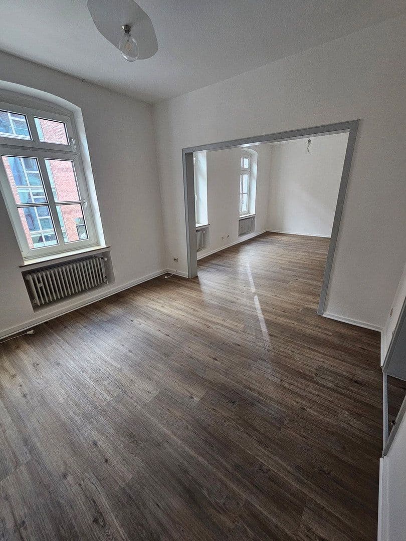 Prenájom bytu 2-izbový 62 m², Tacitusstraße 12, Köln, Severné Porýnie - Westfálsko Prenájom bytu 2-izbový 62 m², Tacitusstraße 12, Köln, Severné Porýnie - Westfálsko