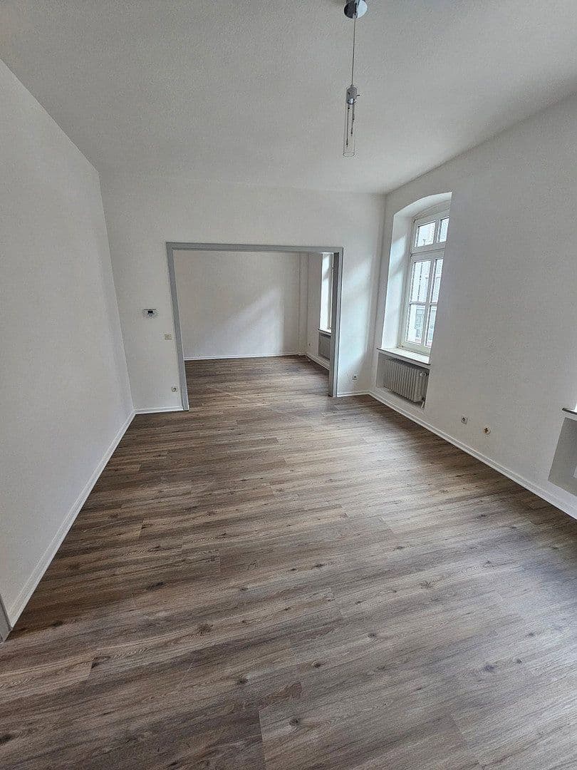 Prenájom bytu 2-izbový 62 m², Tacitusstraße 12, Köln, Severné Porýnie - Westfálsko Prenájom bytu 2-izbový 62 m², Tacitusstraße 12, Köln, Severné Porýnie - Westfálsko