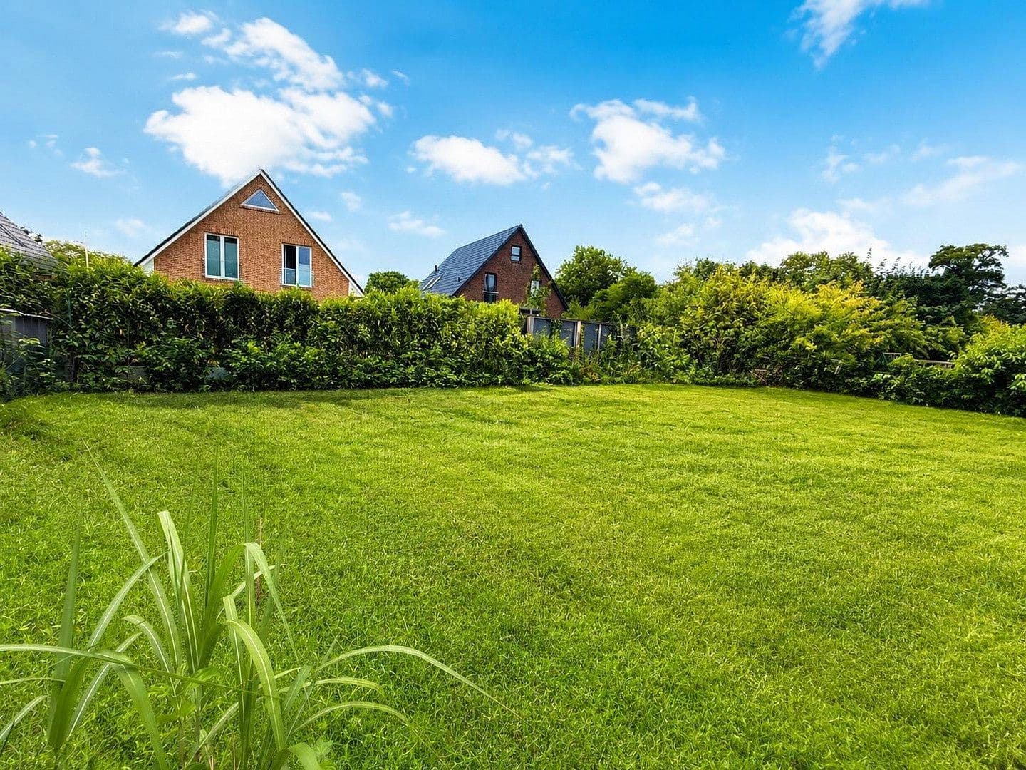 Predaj domu 180 m², pozemok 1.000 m², Neu Wulmstorf, Dolné Sasko Predaj domu 180 m², pozemok 1.000 m², Neu Wulmstorf, Dolné Sasko
