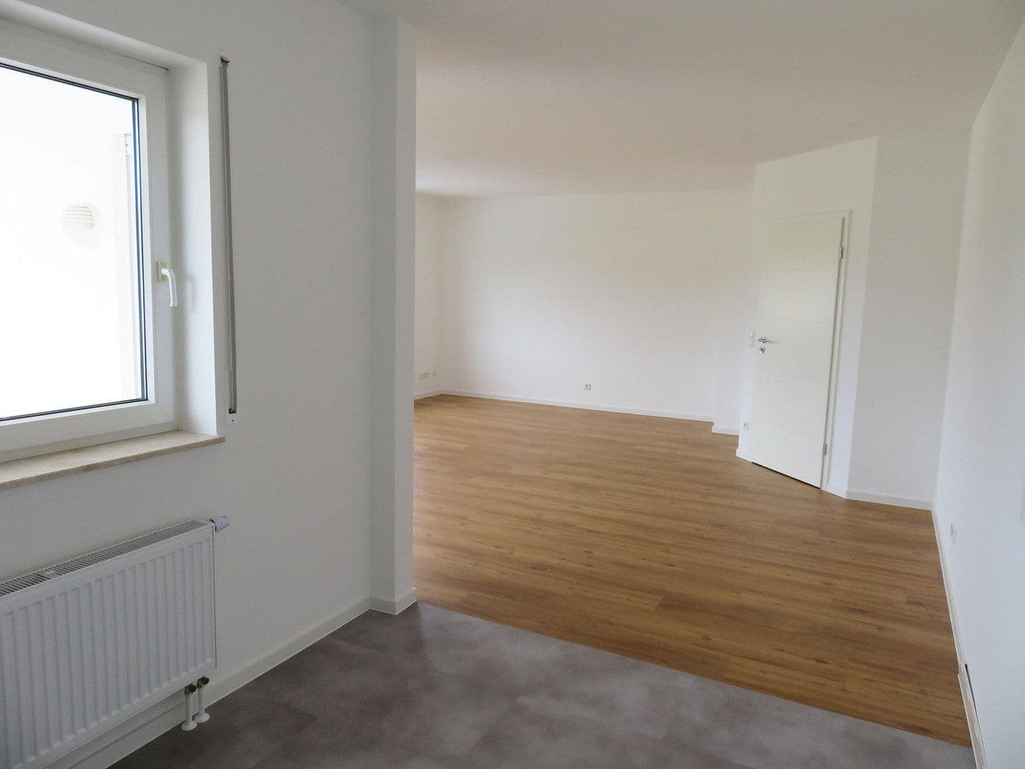 Prenájom bytu 4-izbový 104 m², Hetzerath, Porýnie-Falcko Prenájom bytu 4-izbový 104 m², Hetzerath, Porýnie-Falcko