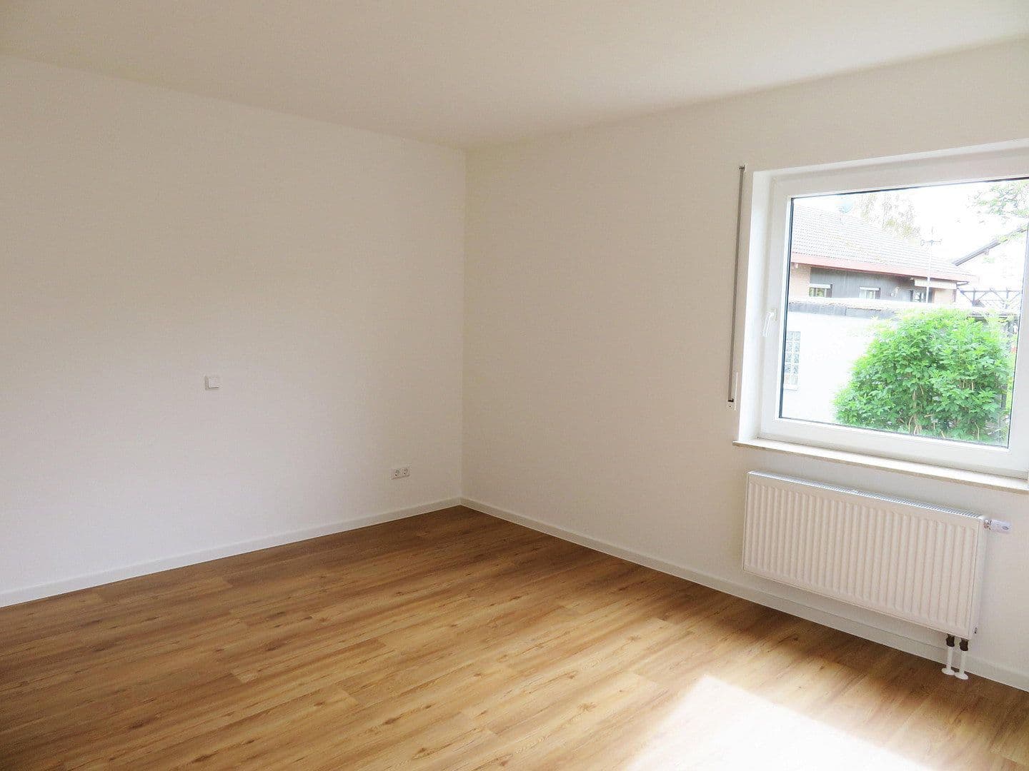 Prenájom bytu 4-izbový 104 m², Hetzerath, Porýnie-Falcko Prenájom bytu 4-izbový 104 m², Hetzerath, Porýnie-Falcko