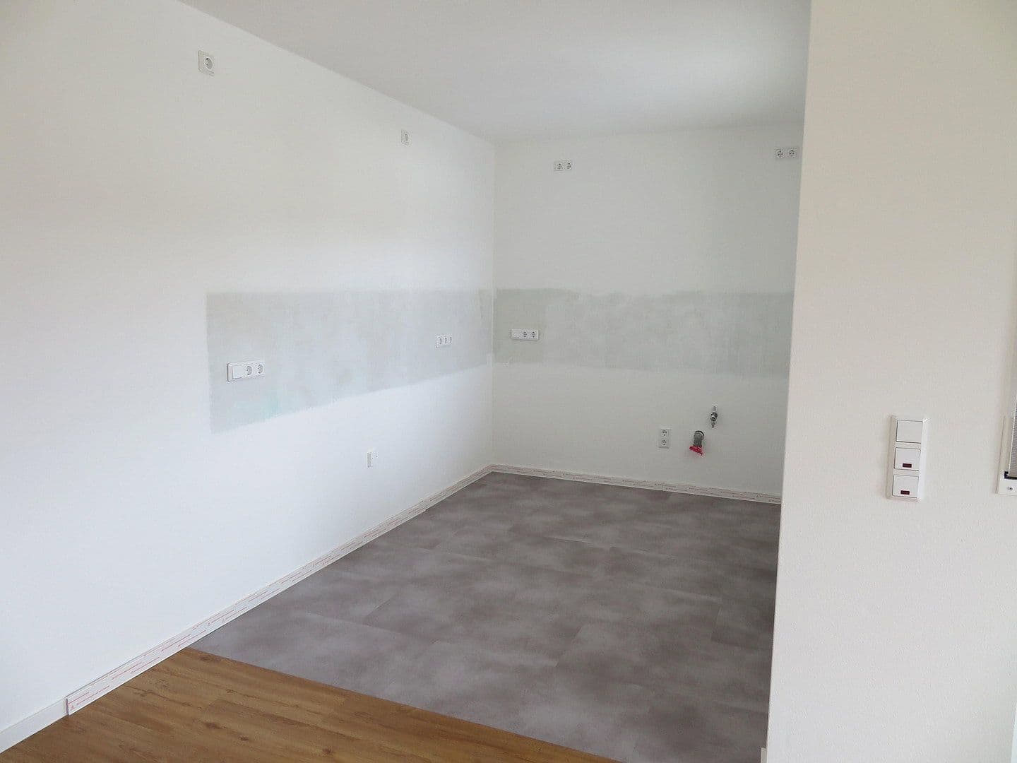 Prenájom bytu 4-izbový 104 m², Hetzerath, Porýnie-Falcko Prenájom bytu 4-izbový 104 m², Hetzerath, Porýnie-Falcko