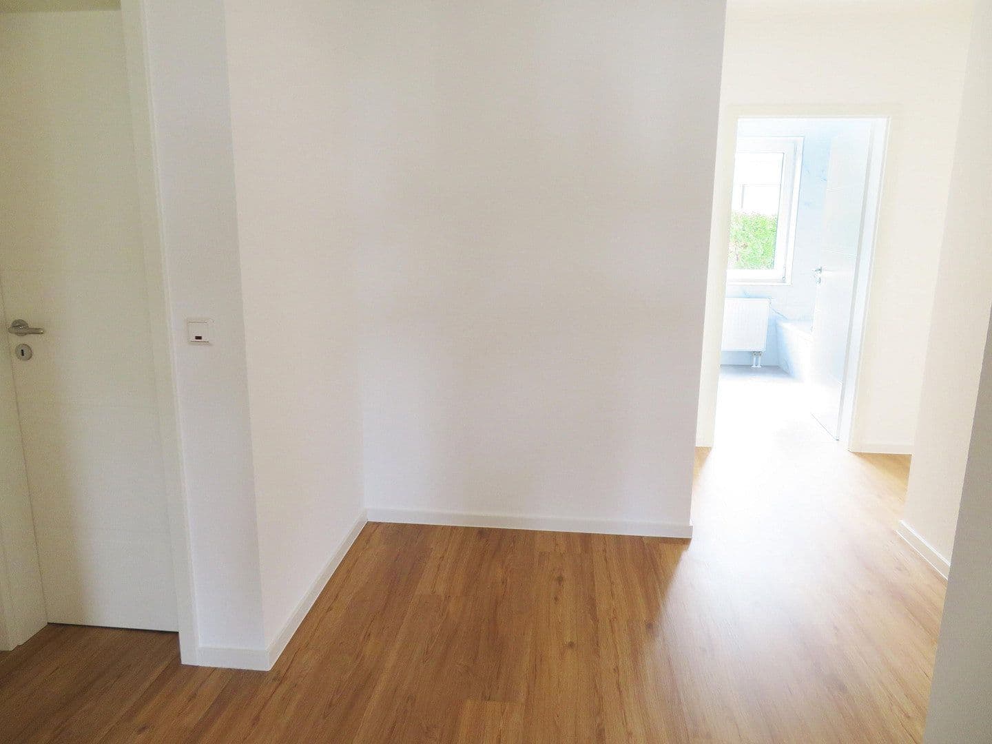 Prenájom bytu 4-izbový 104 m², Hetzerath, Porýnie-Falcko Prenájom bytu 4-izbový 104 m², Hetzerath, Porýnie-Falcko