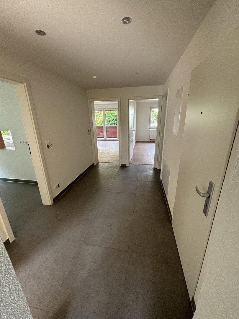 Prenájom bytu 3-izbový 73 m², Gerlingen, Bádensko-Wurttembersko Prenájom bytu 3-izbový 73 m², Gerlingen, Bádensko-Wurttembersko
