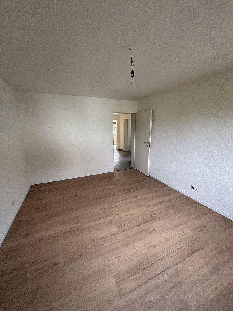 Prenájom bytu 3-izbový 73 m², Gerlingen, Bádensko-Wurttembersko Prenájom bytu 3-izbový 73 m², Gerlingen, Bádensko-Wurttembersko