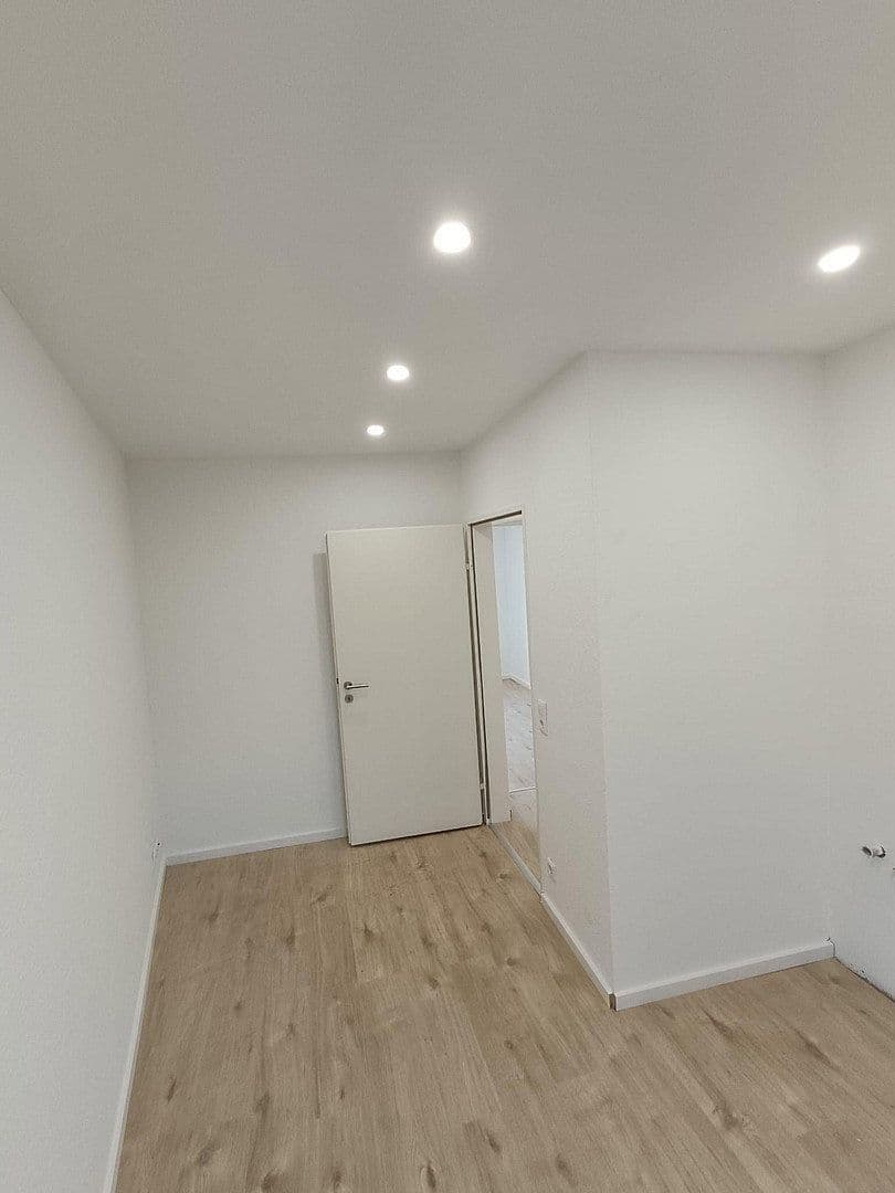 Prenájom bytu 2-izbový 62 m², Kirchstr. 12, Deizisau, Bádensko-Wurttembersko Prenájom bytu 2-izbový 62 m², Kirchstr. 12, Deizisau, Bádensko-Wurttembersko