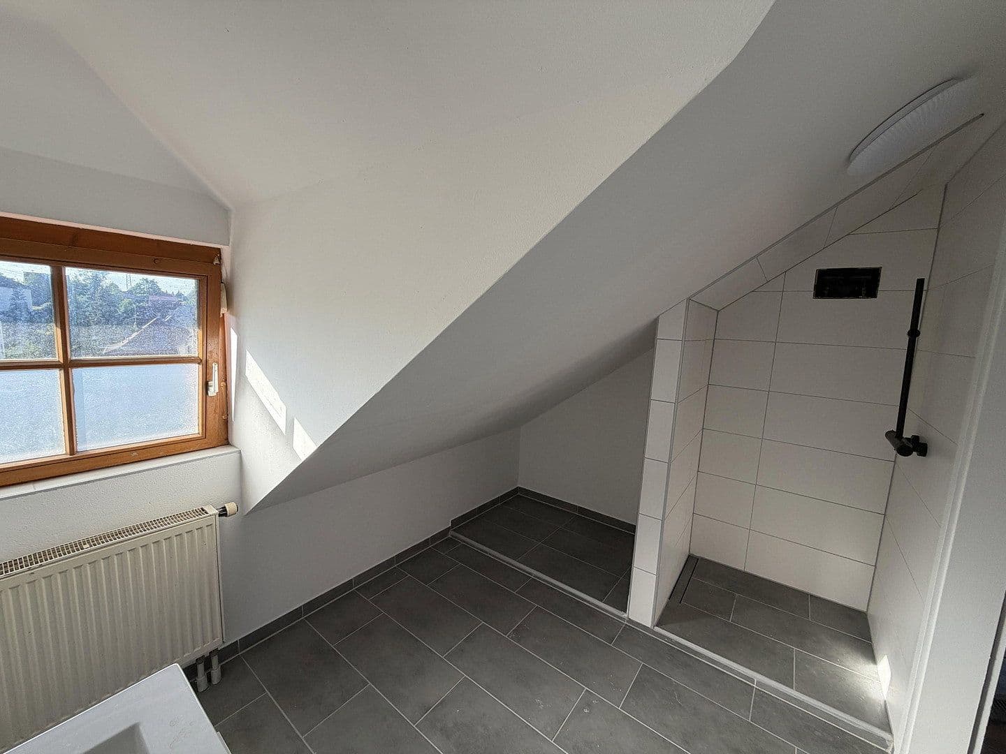 Prenájom bytu 2-izbový 63 m², Ellwangen (Jagst), Bádensko-Wurttembersko Prenájom bytu 2-izbový 63 m², Ellwangen (Jagst), Bádensko-Wurttembersko